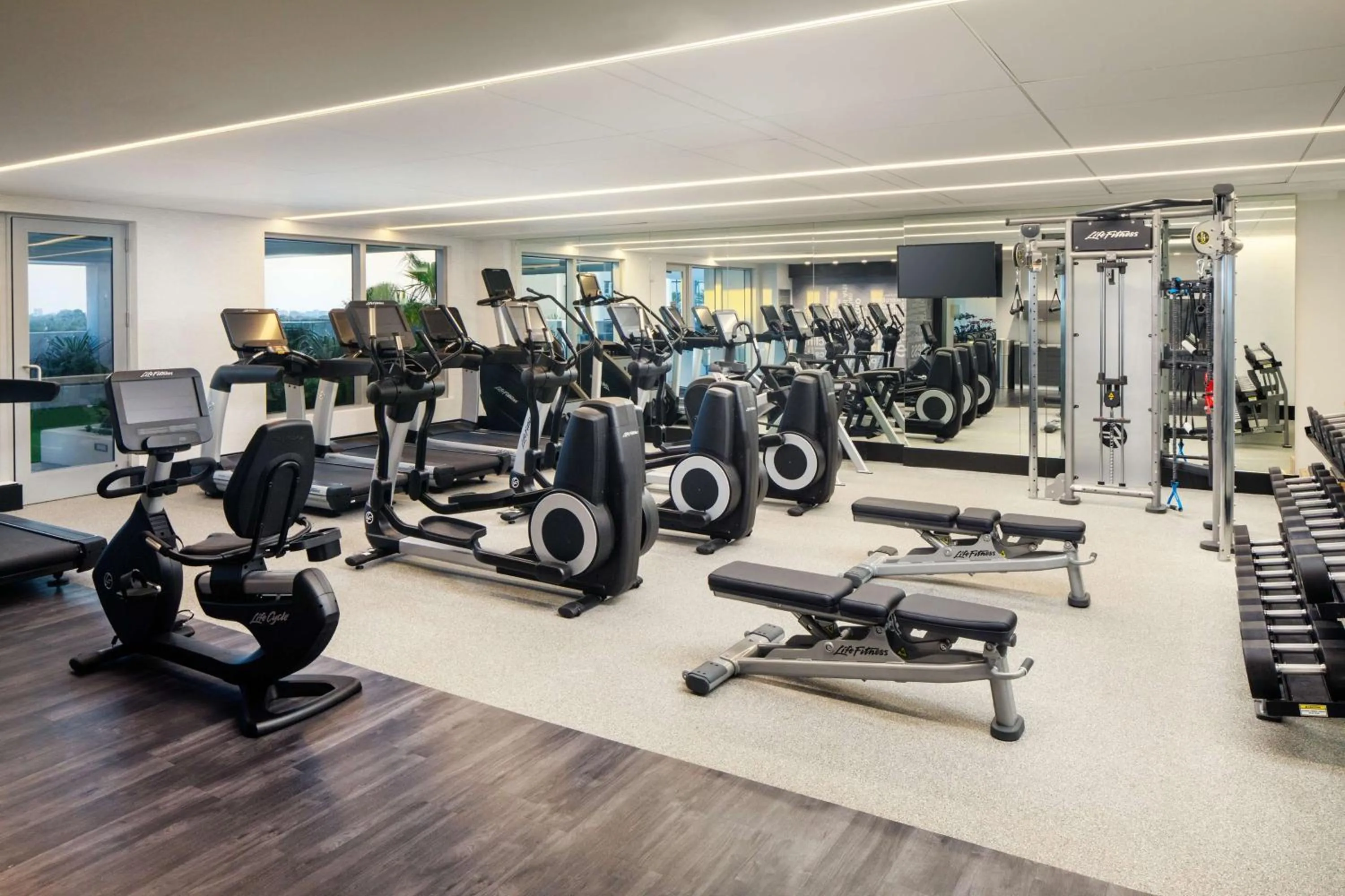 Fitness centre/facilities in Hilton Miami Aventura