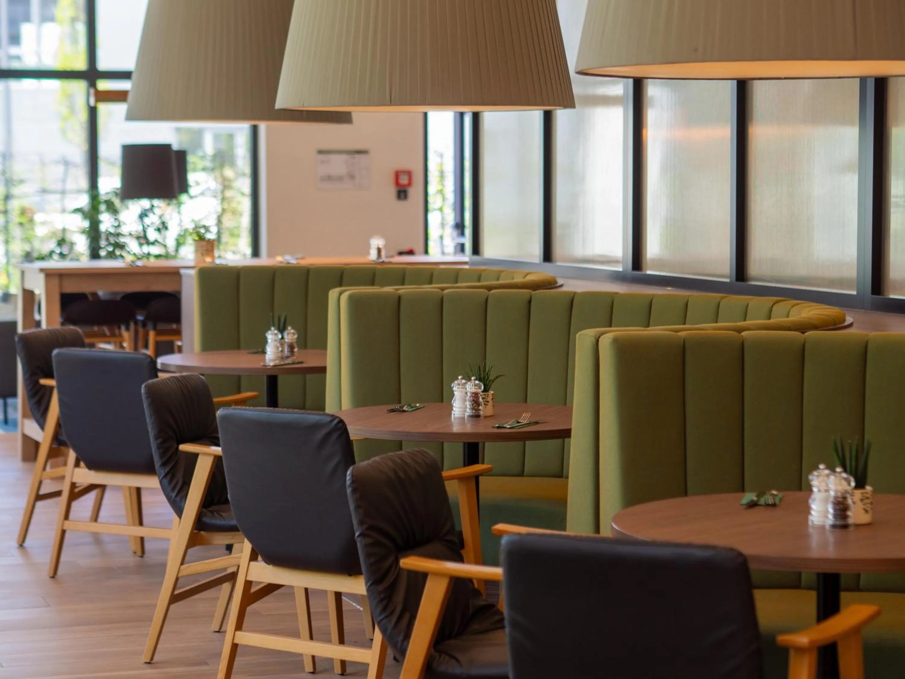 Restaurant/places to eat in Hilton Garden Inn Munich Messe