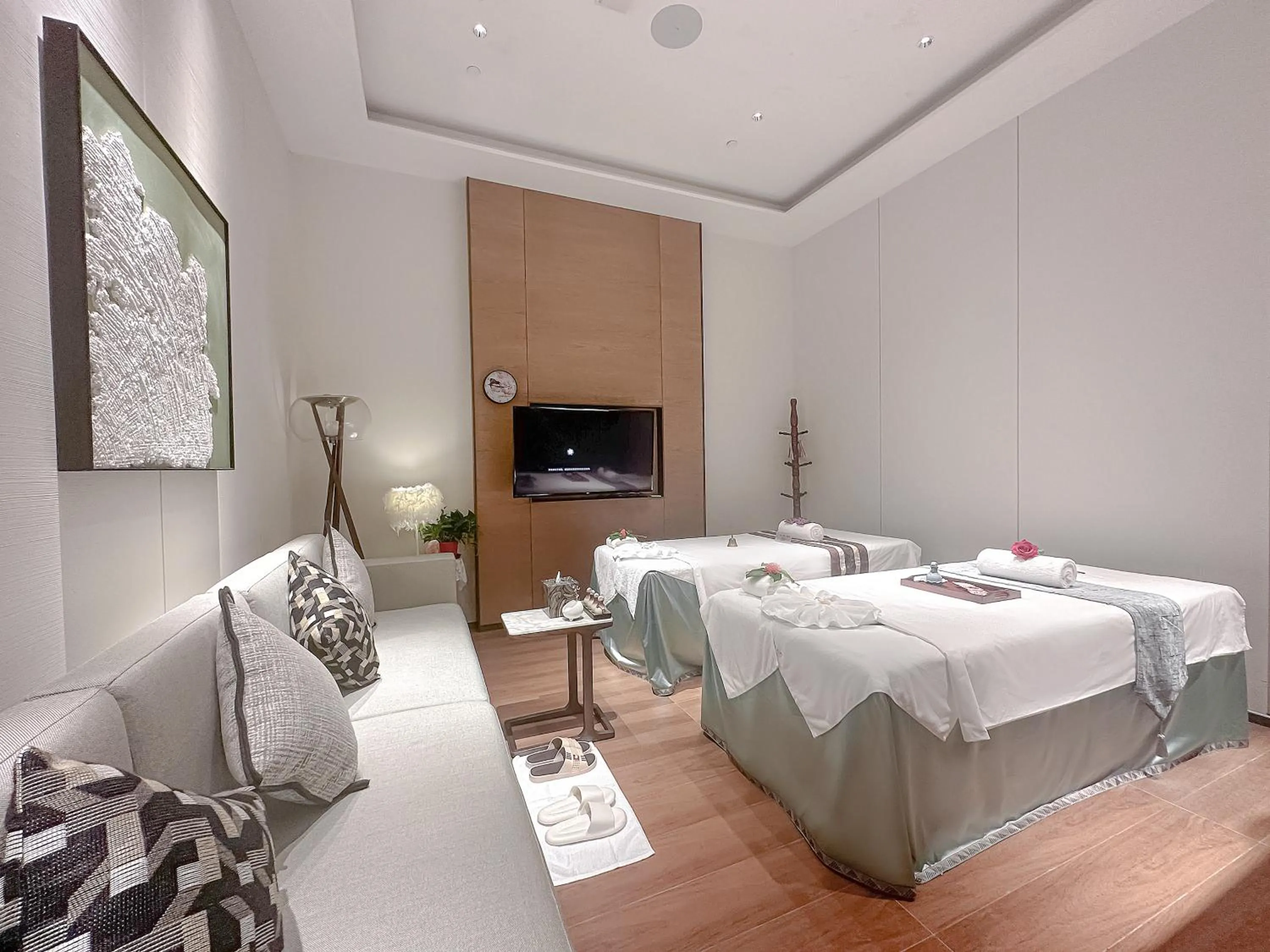 Spa and wellness centre/facilities, Bed in Doubletree By Hilton Lingshui Hot Spring