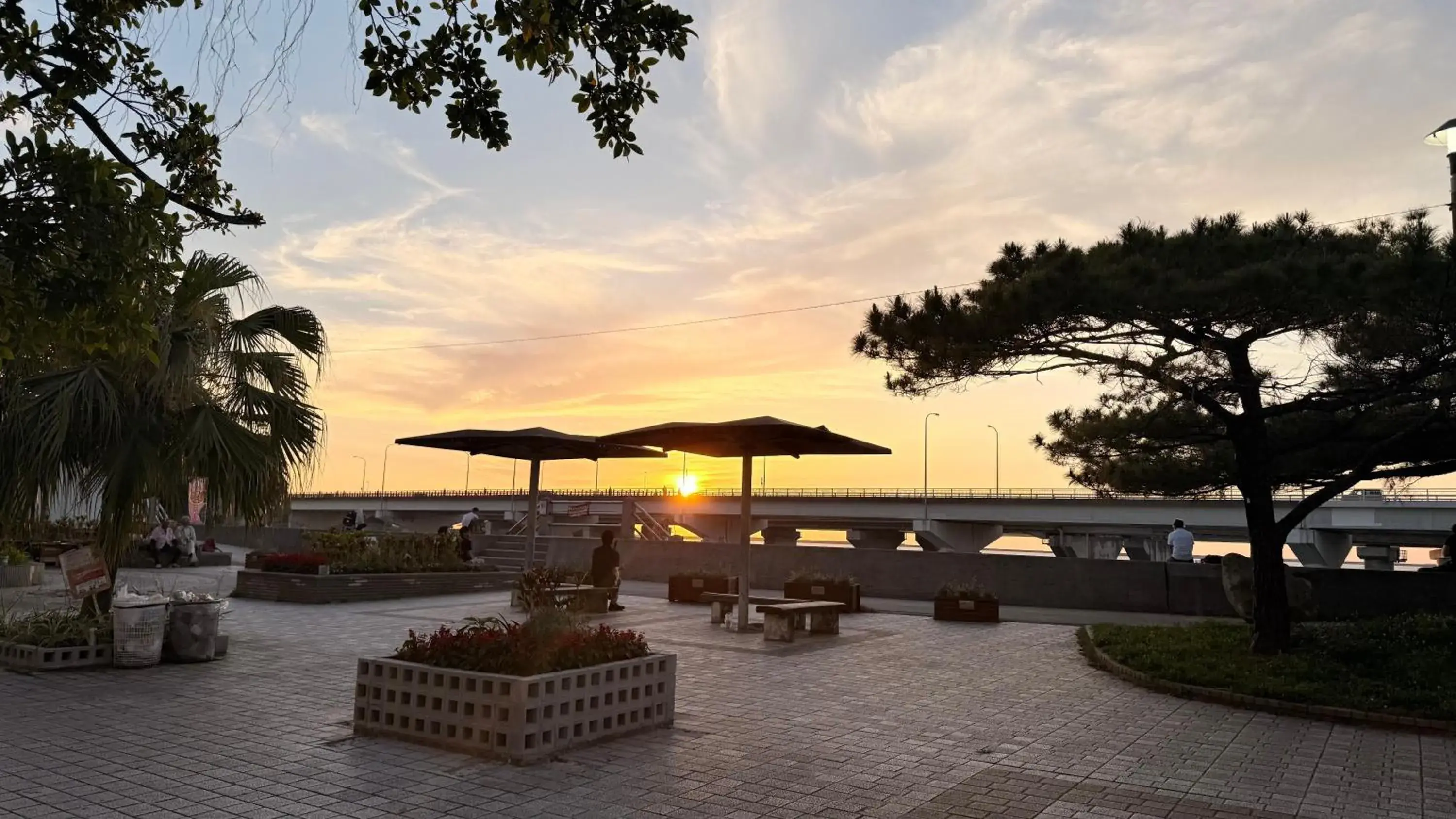 Hotel GALA Naha's only sandy beach front all rooms oceanview Hotel GALA Naha's only sandy beach front all rooms oceanview