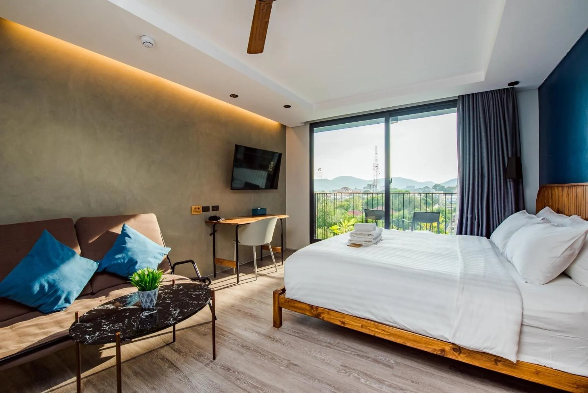 Photo of the whole room, Bed in Seamira House Huahin