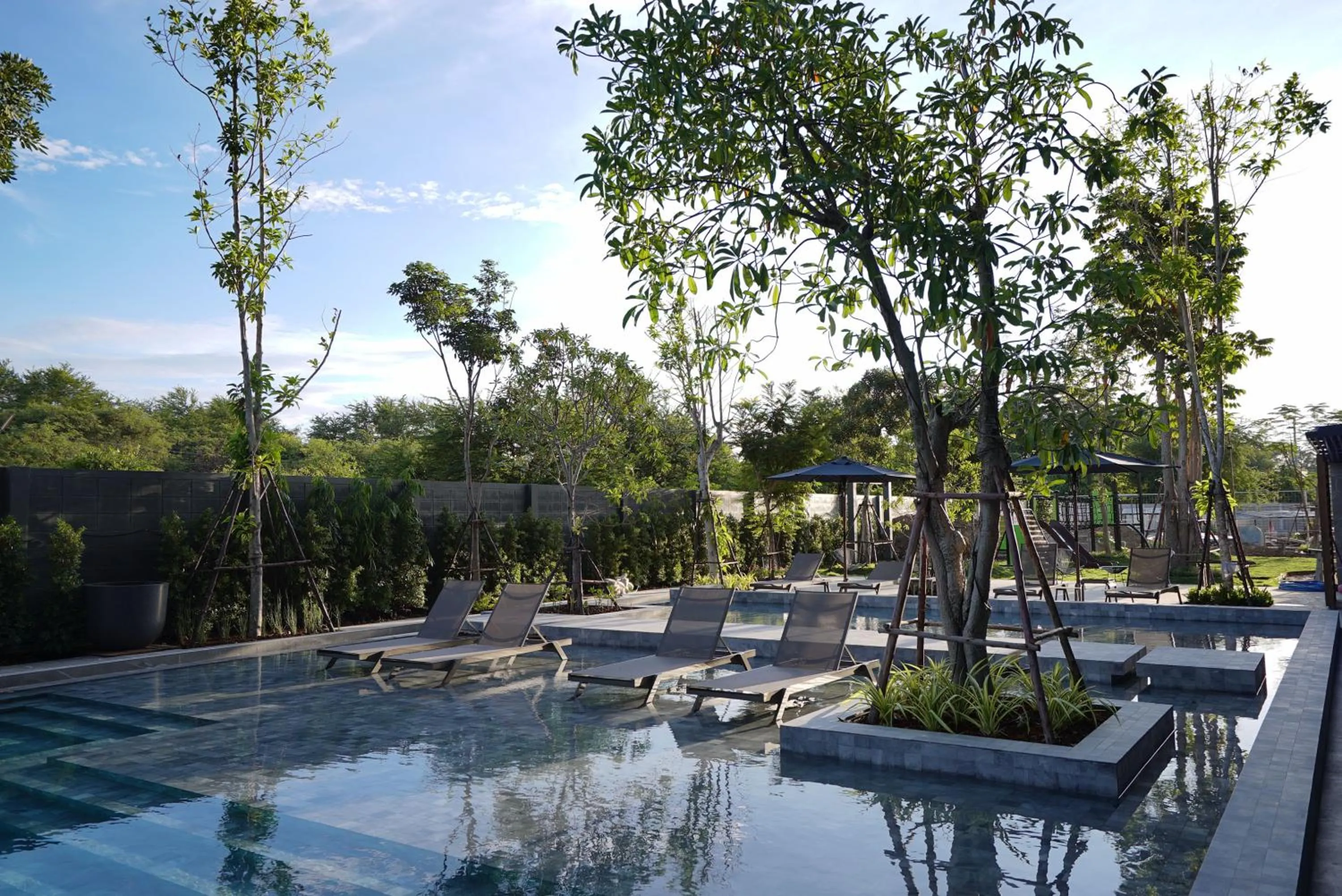 Swimming pool in Seamira House Huahin