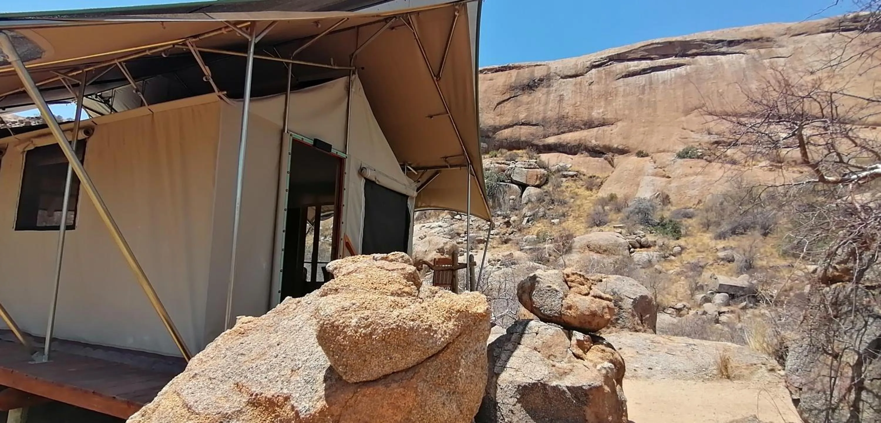 Mountain view in Ondudu Safari Lodge