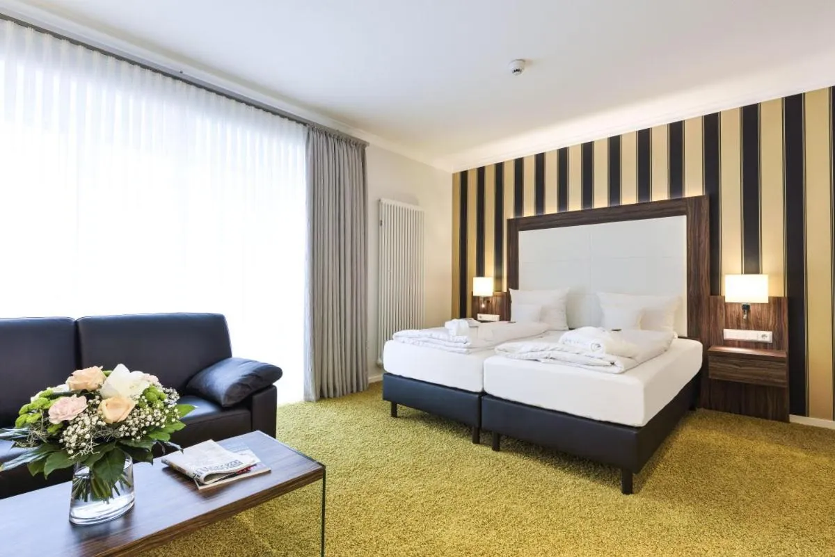 Bed in See und Sporthotel Ankum mit Lakeside Apartments