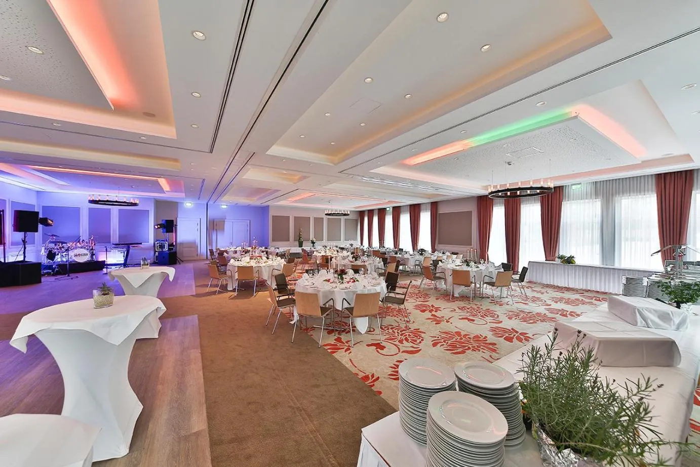 Banquet/Function facilities in See und Sporthotel Ankum mit Lakeside Apartments
