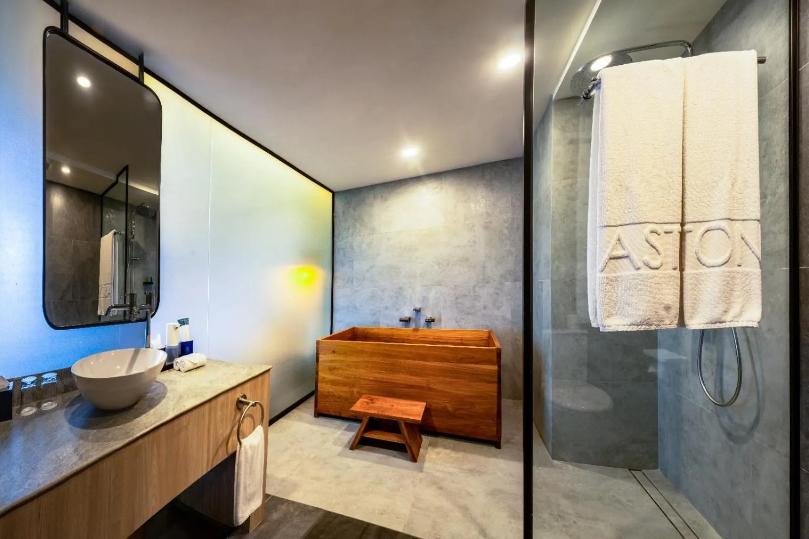 Bathroom in Aston Cilegon Boutique Hotel