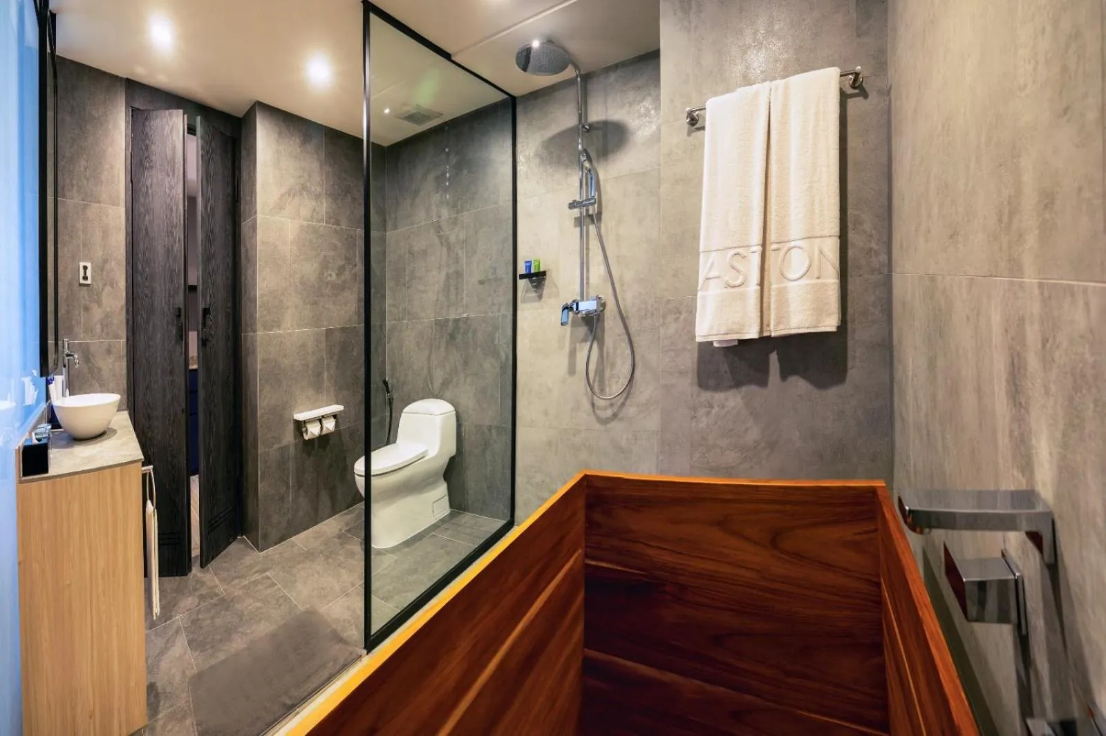 Bathroom in Aston Cilegon Boutique Hotel