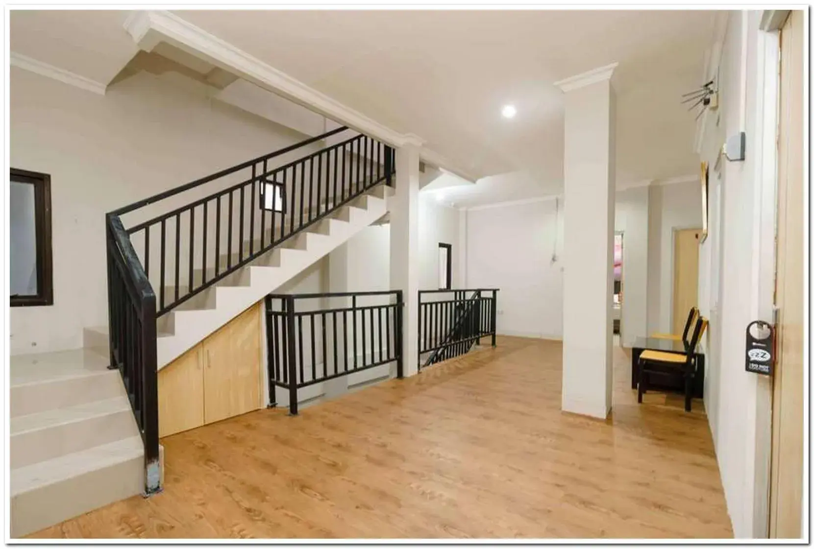 Area and facilities in RedDoorz near JIEXPO Kemayoran 2 Area and facilities in RedDoorz near JIEXPO Kemayoran 2