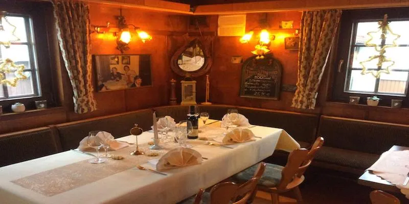 Restaurant/places to eat in Hotel & Restaurant Zum Deutschen Haus