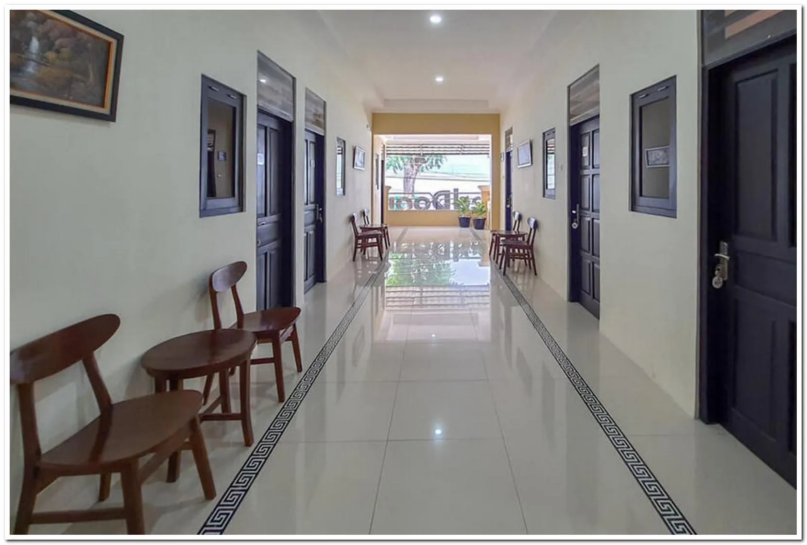 Facade/entrance in RedDoorz Syariah near Solo Square Mall