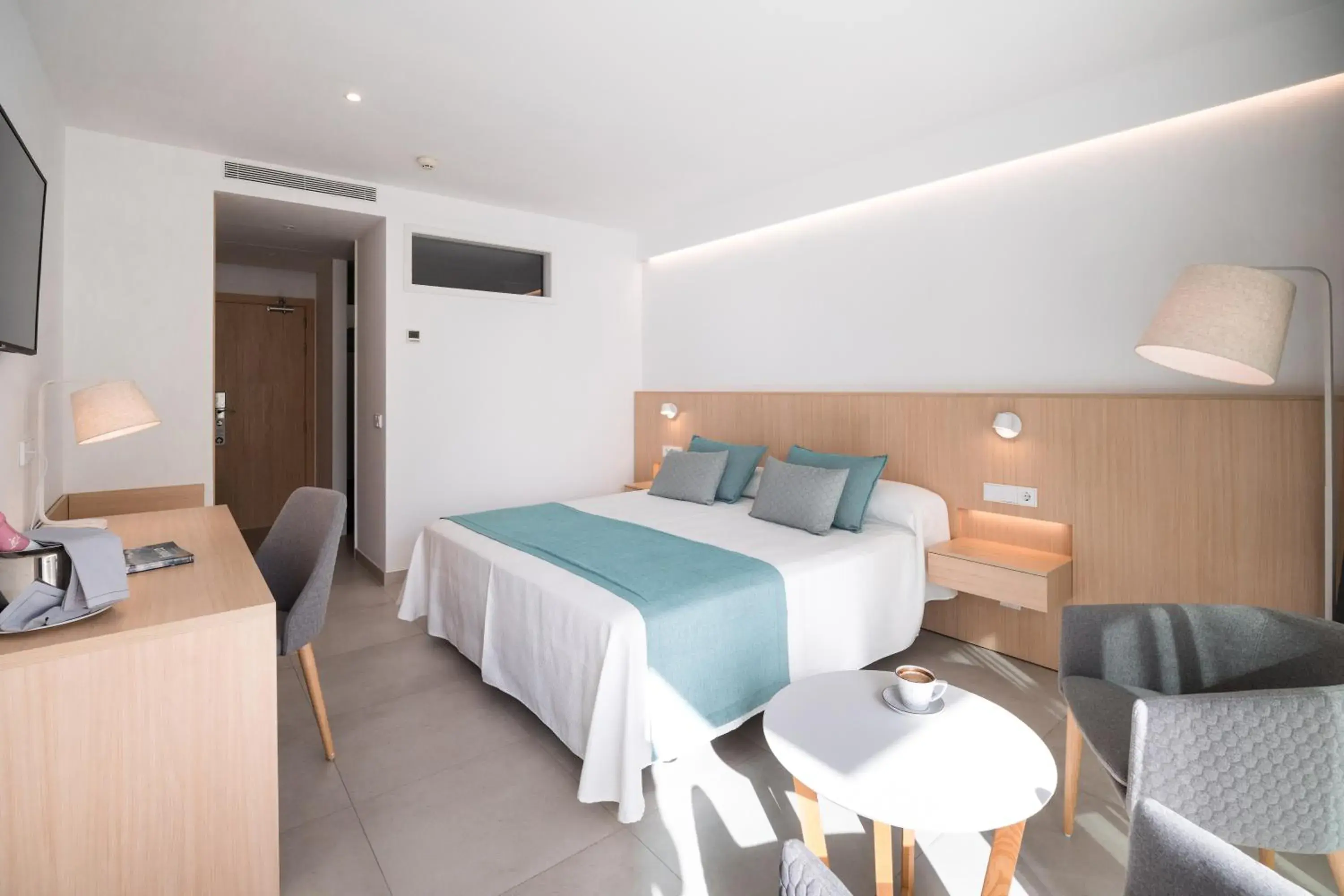 Standard Double or Twin Room with Balcony in Petit Sagitario Adults only Standard Double or Twin Room with Balcony in Petit Sagitario Adults only