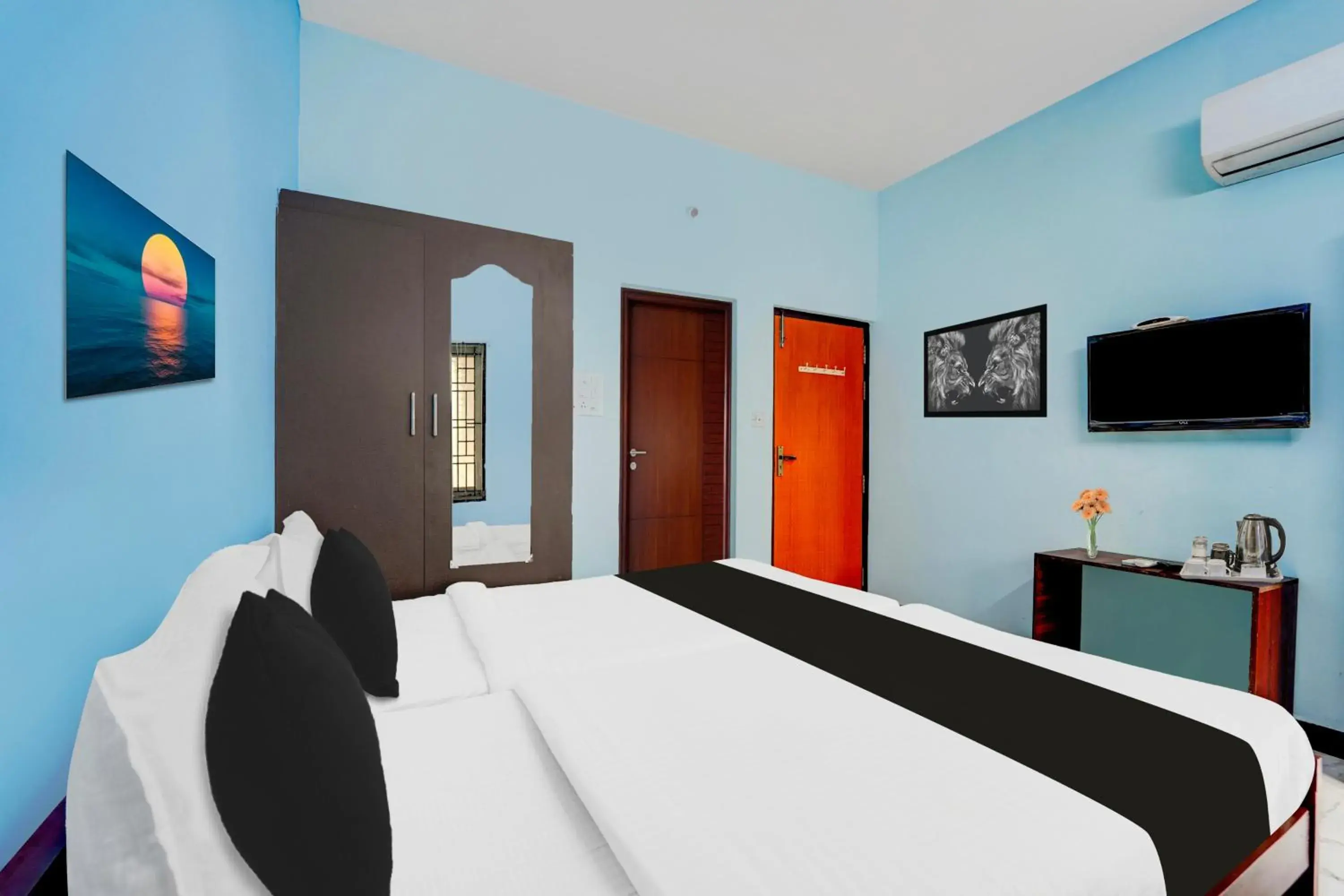 Bedroom, Bed in Super Hotel O Madurai Near Bus Stand Bedroom, Bed in Super Hotel O Madurai Near Bus Stand