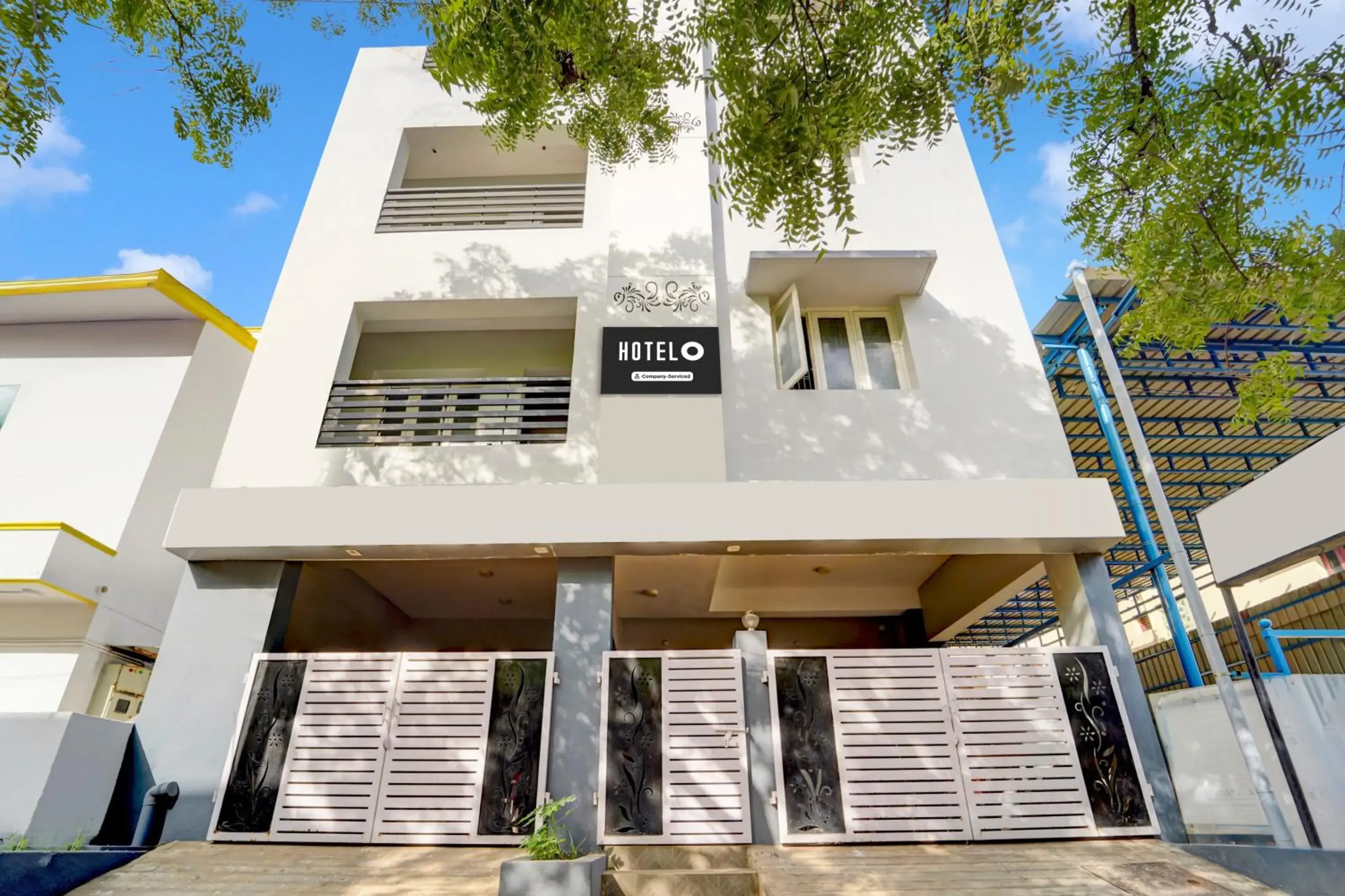 Facade/entrance in Super Hotel O Madurai Near Bus Stand Facade/entrance in Super Hotel O Madurai Near Bus Stand