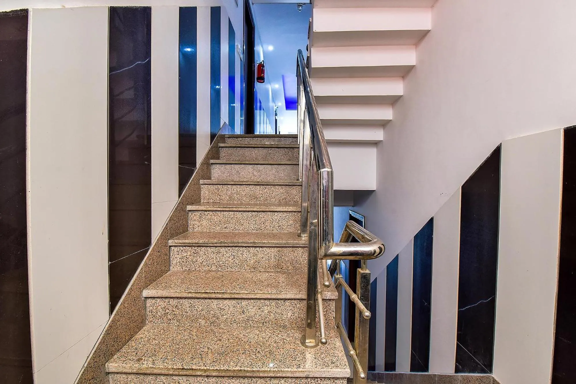 Lobby or reception in FabHotel Mayank Residency - Nr Kanwali Road