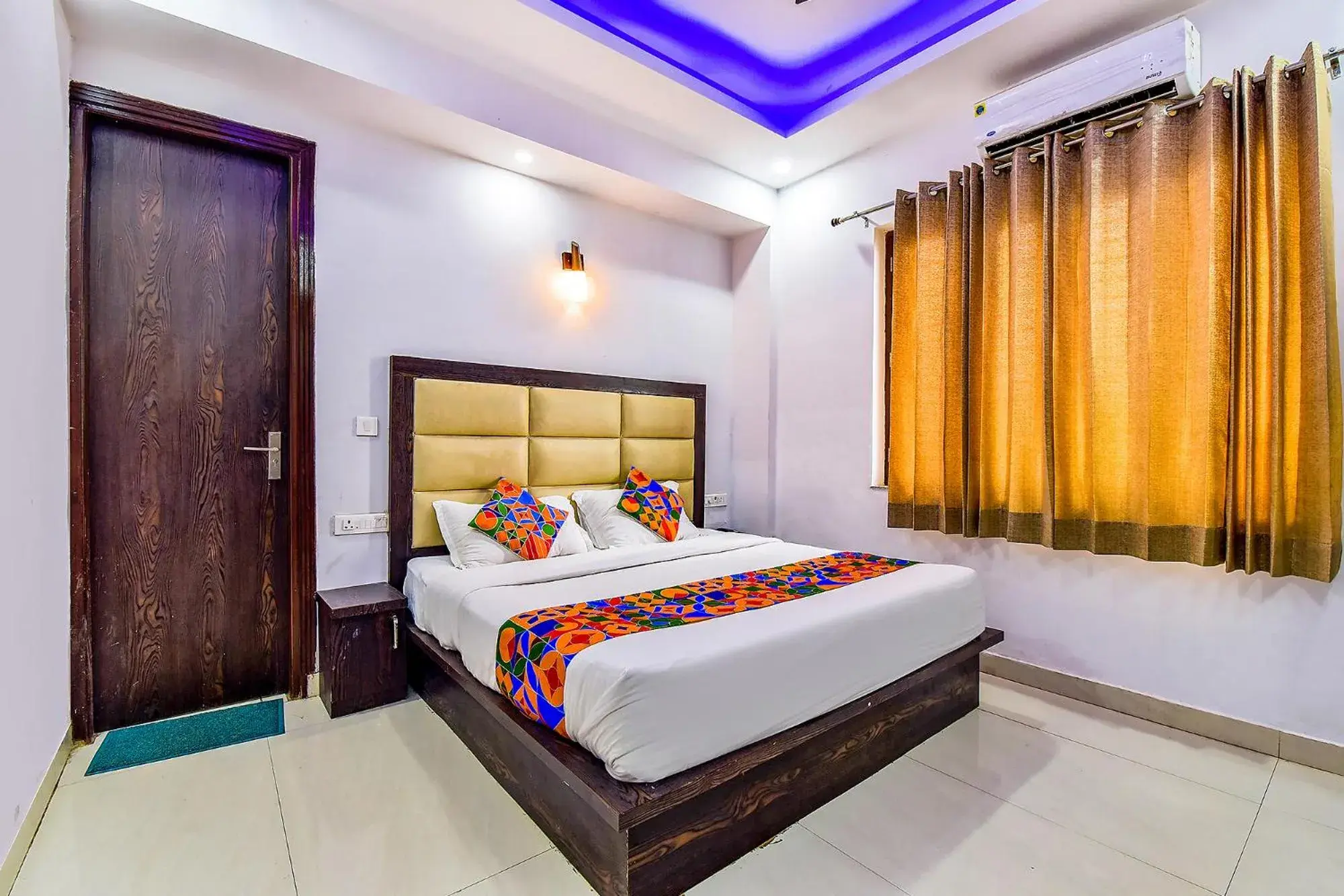 Deluxe Double Room - single occupancy in FabHotel Mayank Residency - Nr Kanwali Road Deluxe Double Room - single occupancy in FabHotel Mayank Residency - Nr Kanwali Road