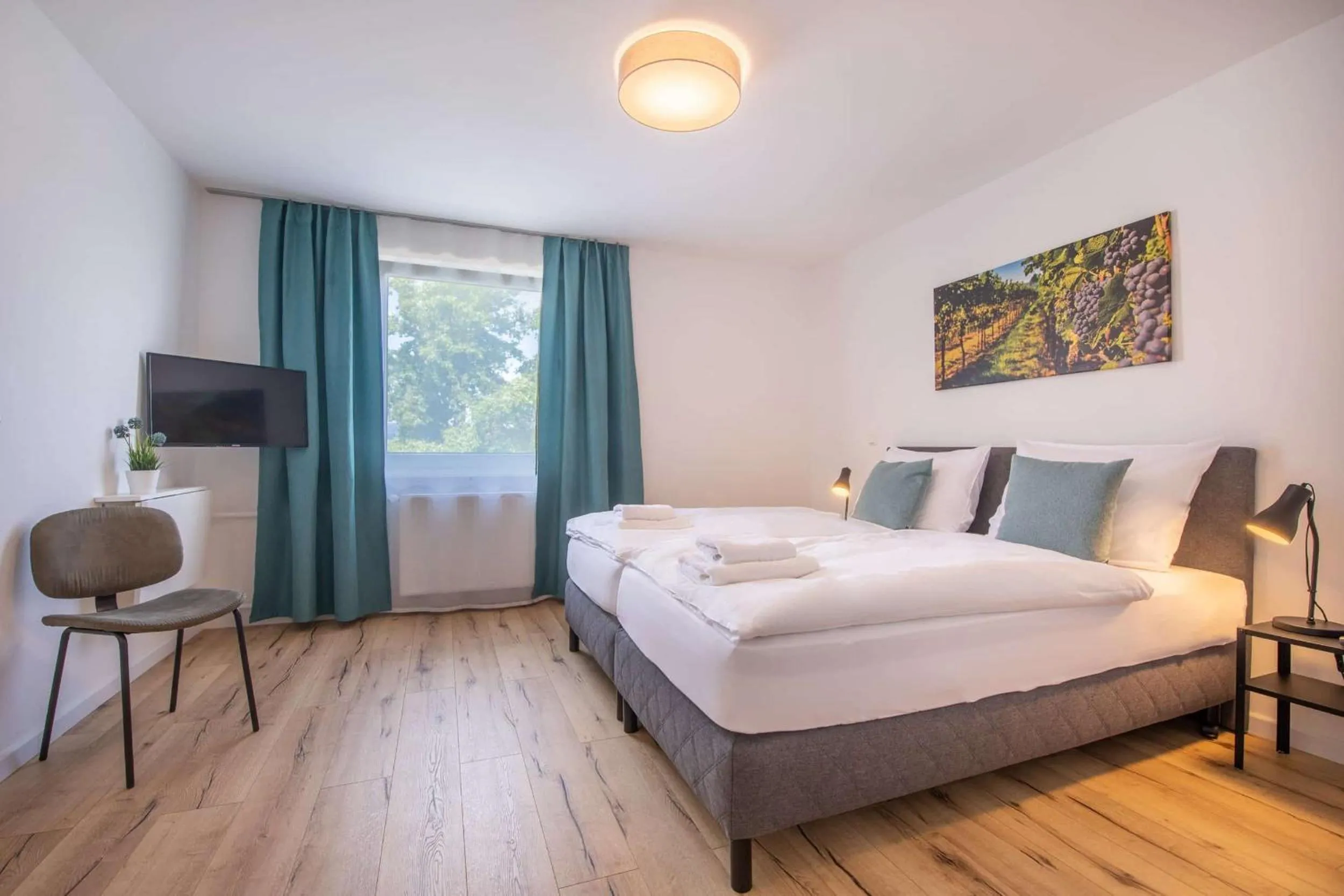 Photo of the whole room, Bed in Hotel Clement - Bed & Breakfast