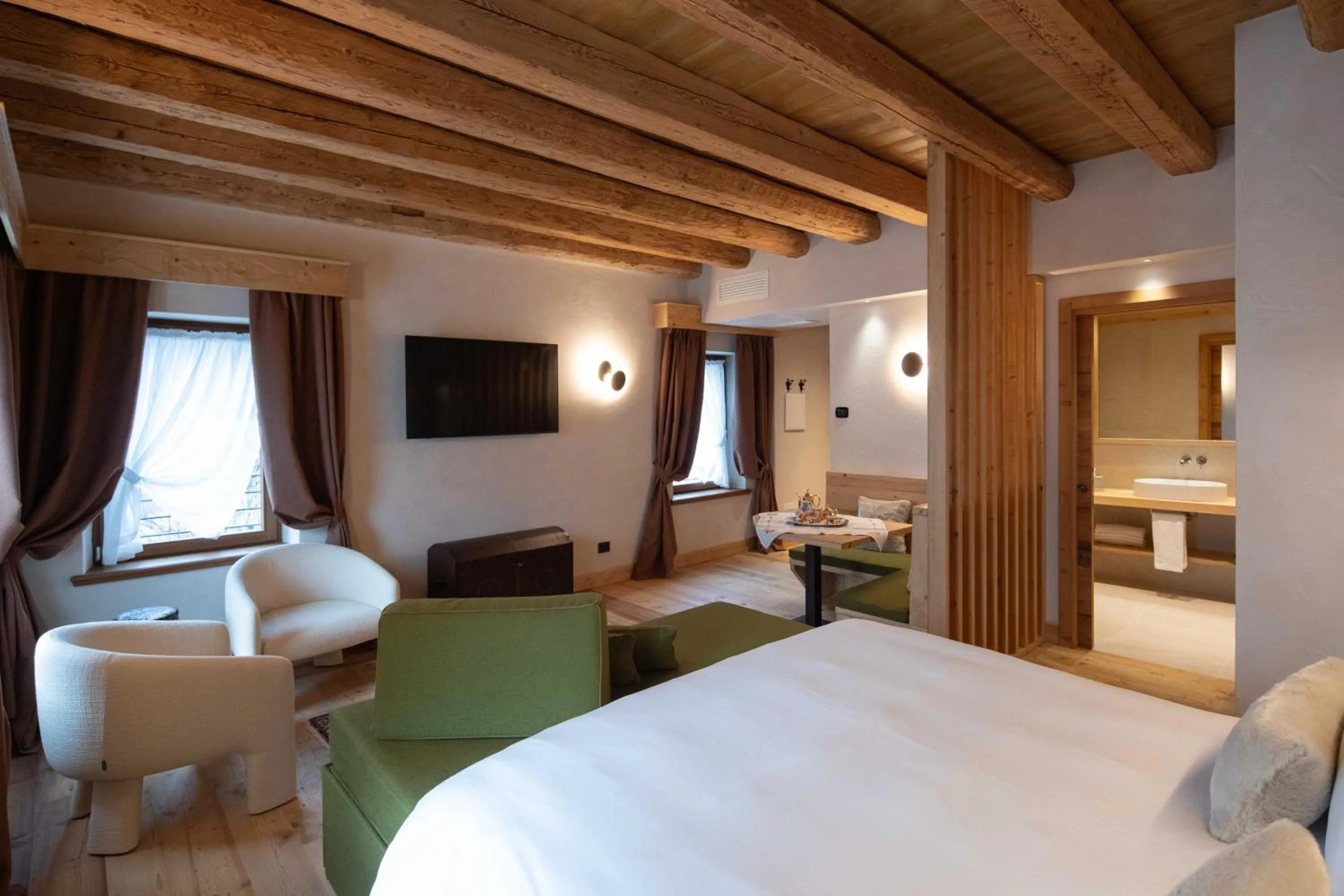 TV and multimedia, Bed in Al Capriolo