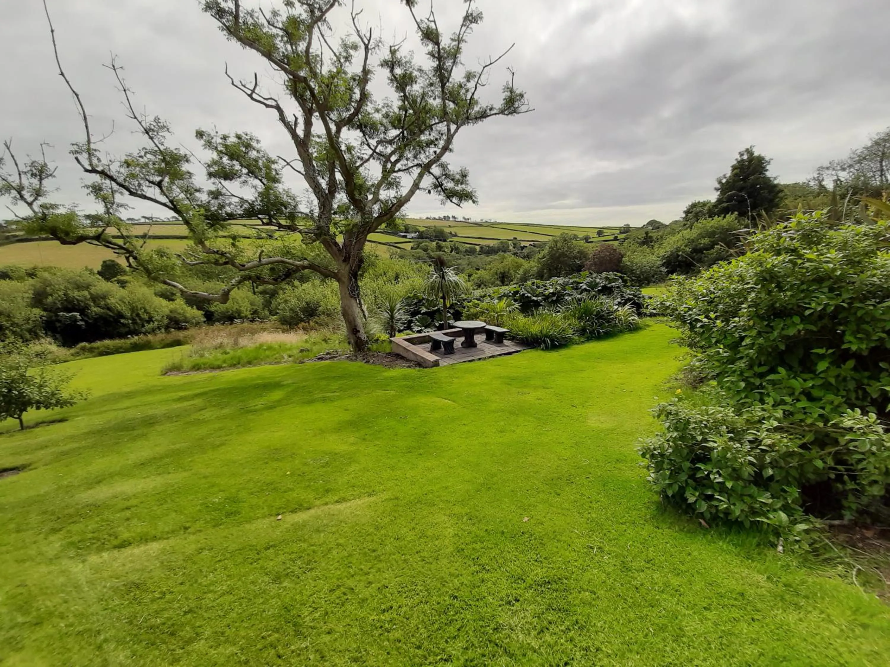 Natural landscape in At Cedar Lodge Apartment