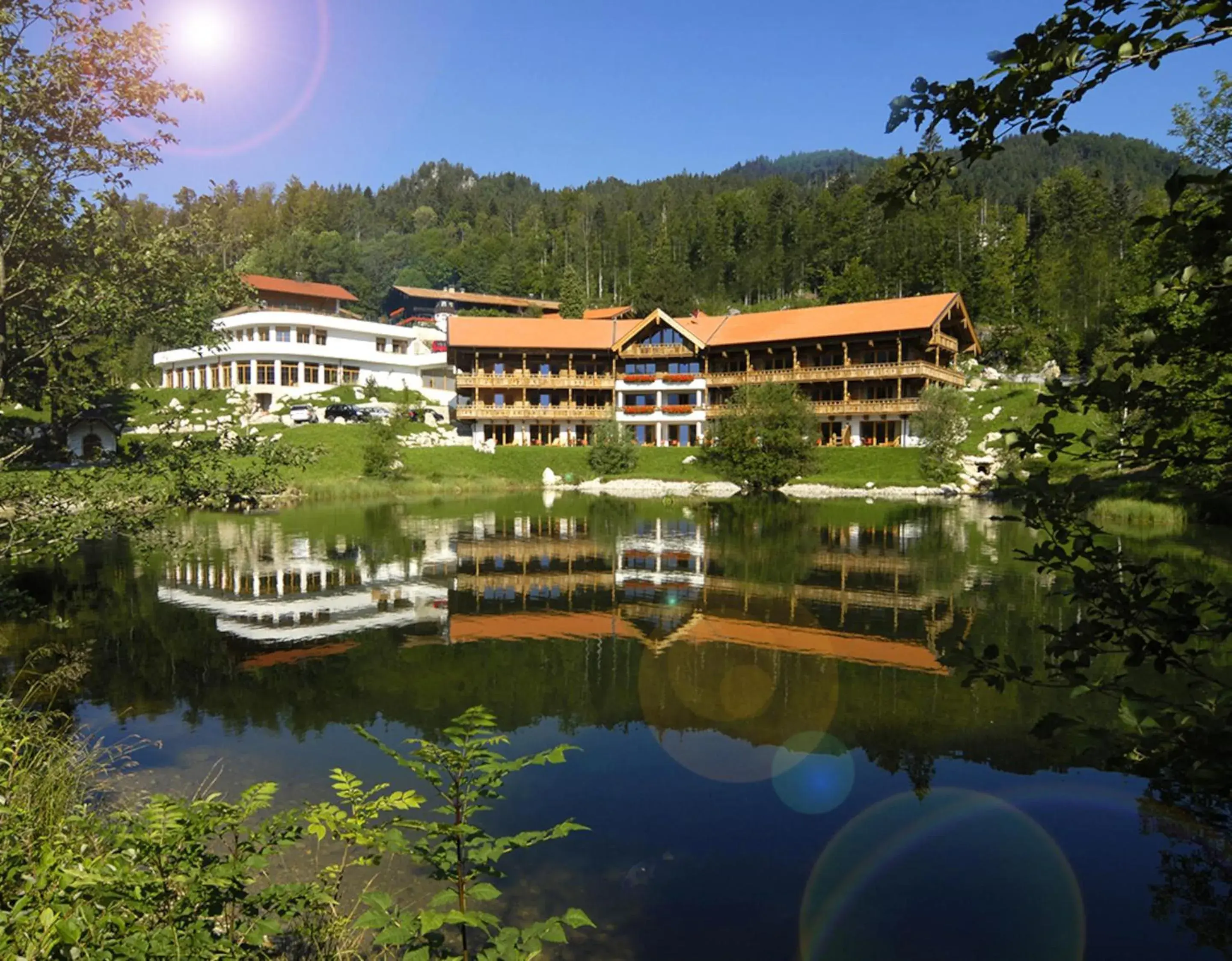 Property building in Feuriger Tatzlwurm Berghotel & Spa, BW Signature Collection Property building in Feuriger Tatzlwurm Berghotel & Spa, BW Signature Collection