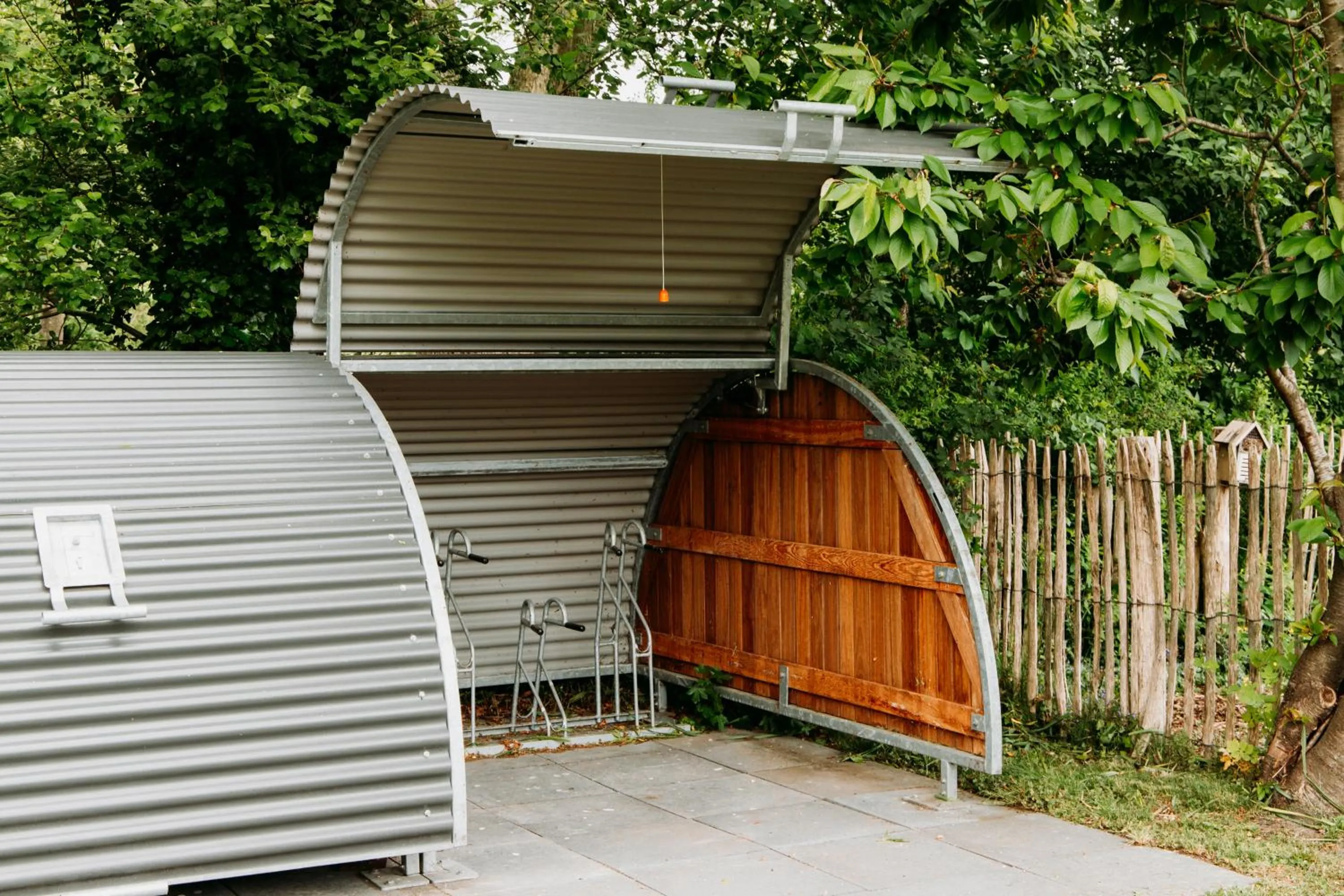 Cycling in Boutique B&B Oud Aa