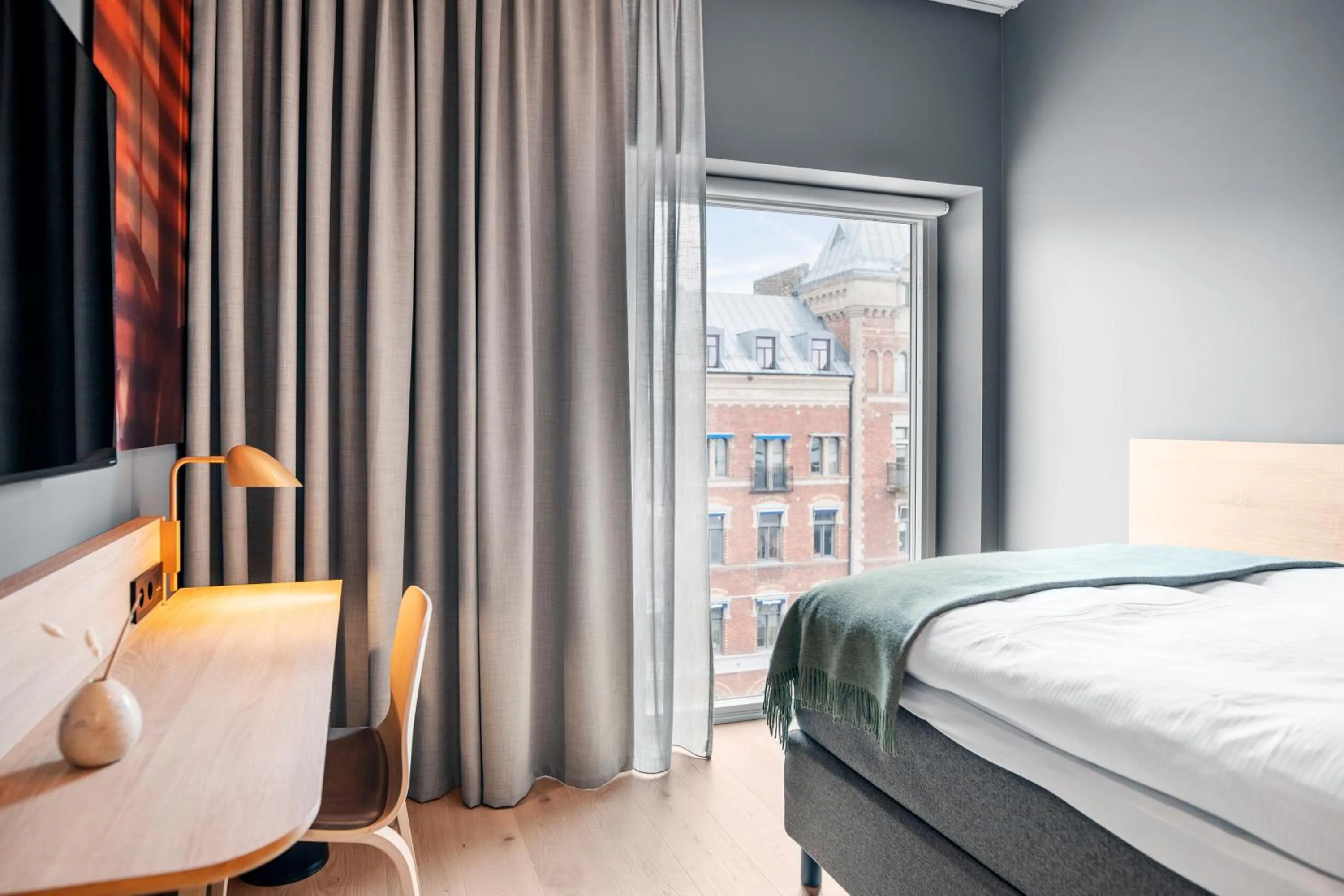 Street view, Bed in Clarion Hotel Sea U