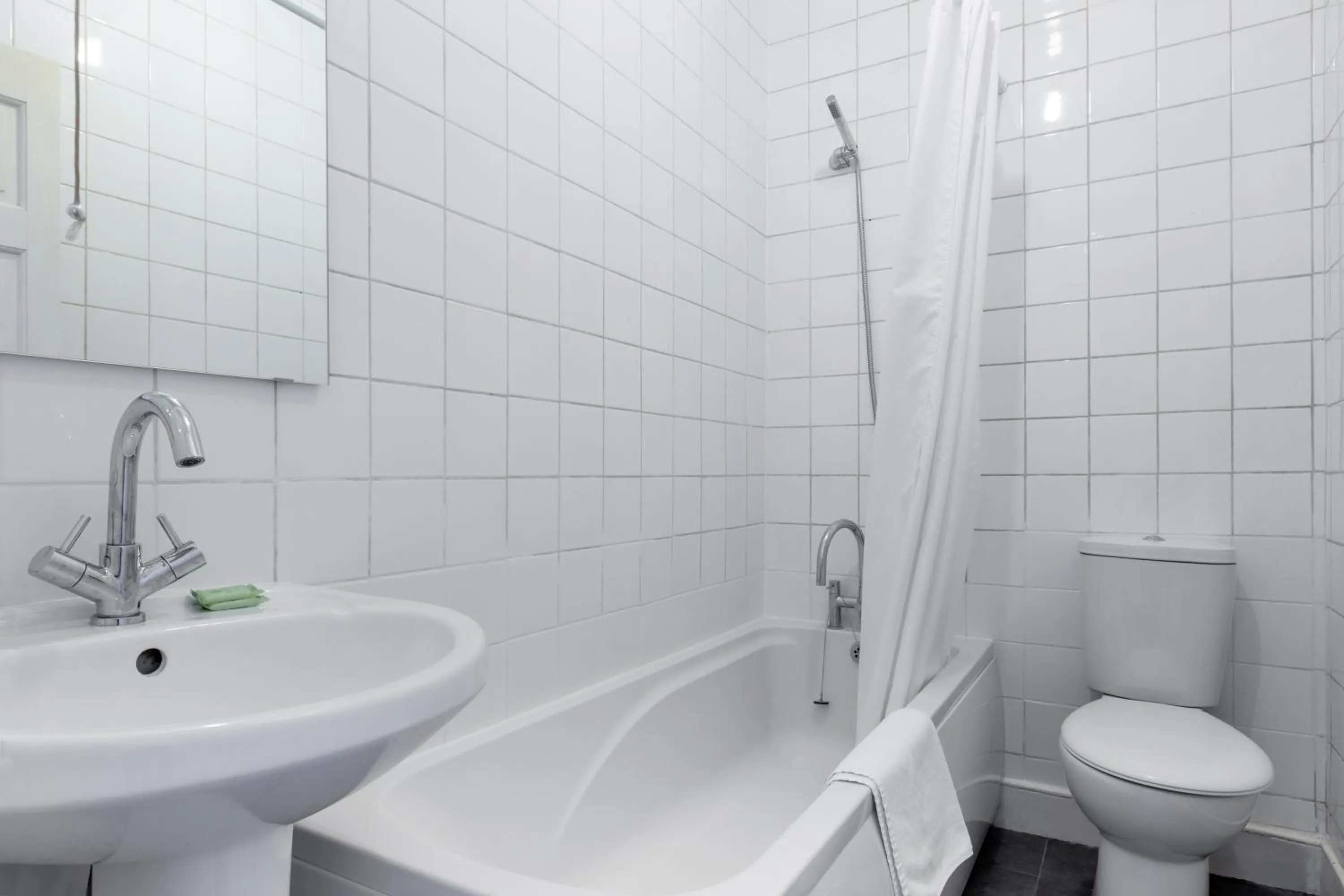 Bathroom in Euro Hotel Harrow