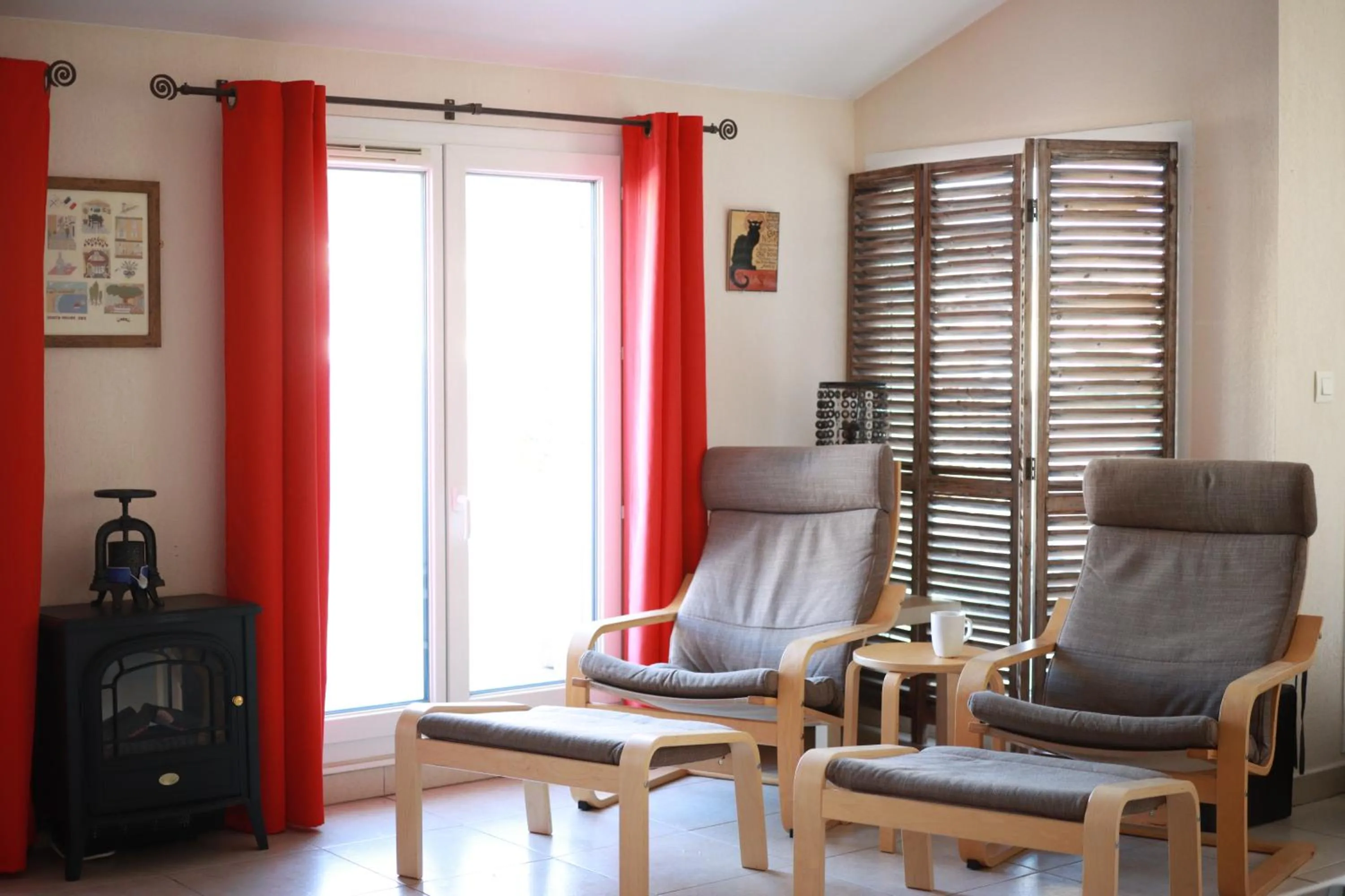 Living room in Casa Del Mar - Beautiful Two Bedroom Penthouse Apartment