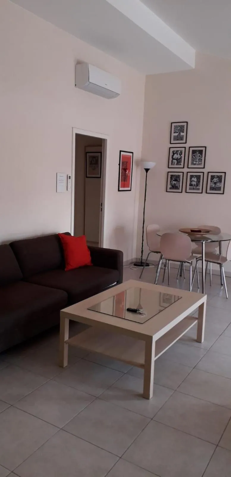 Living room in Casa Del Mar - Beautiful Two Bedroom Penthouse Apartment