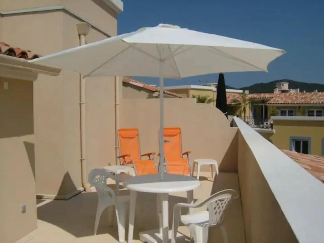 Balcony/Terrace in Casa Del Mar - Beautiful Two Bedroom Penthouse Apartment