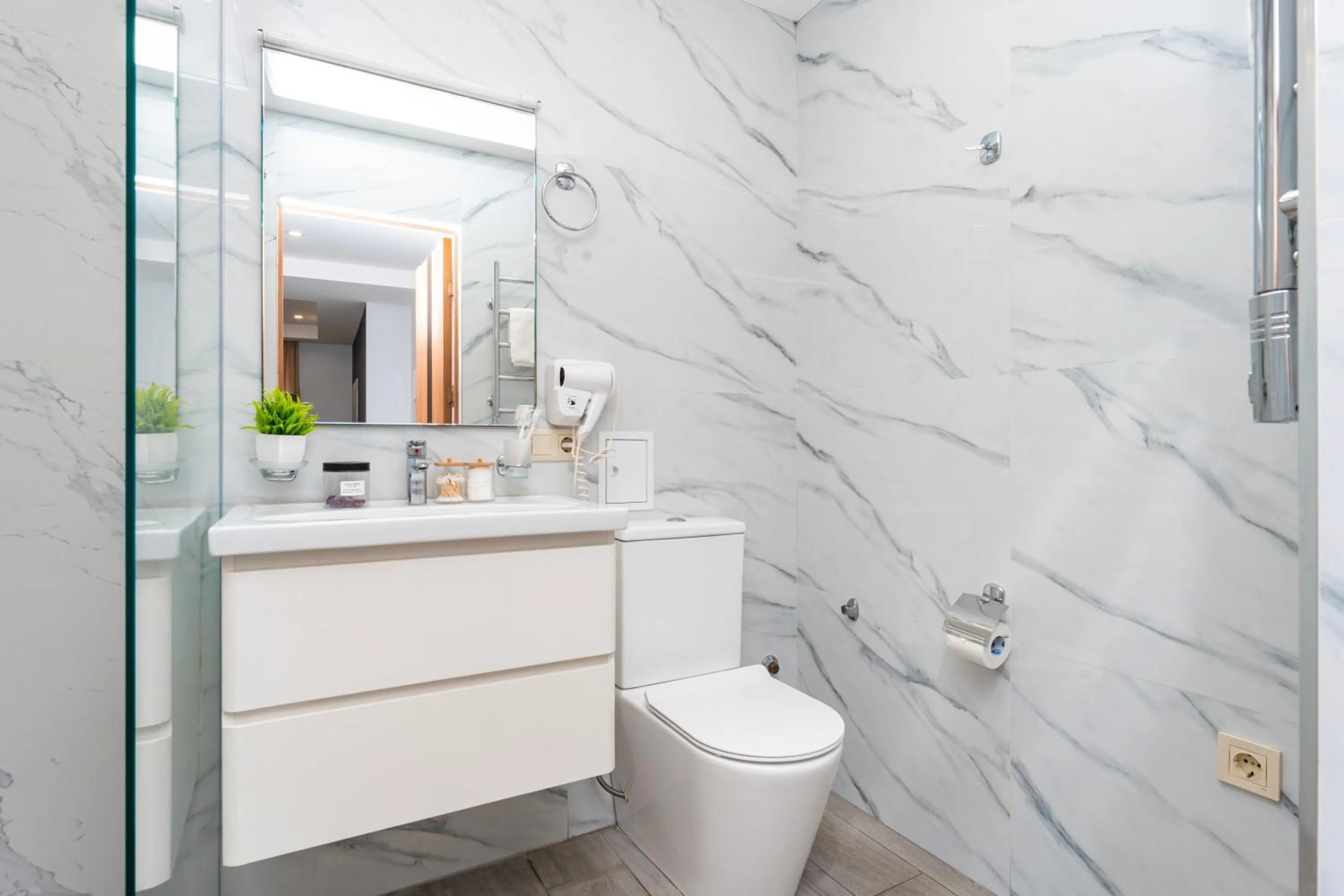 Bedroom in Apart-hotel on Koghbatsi 16