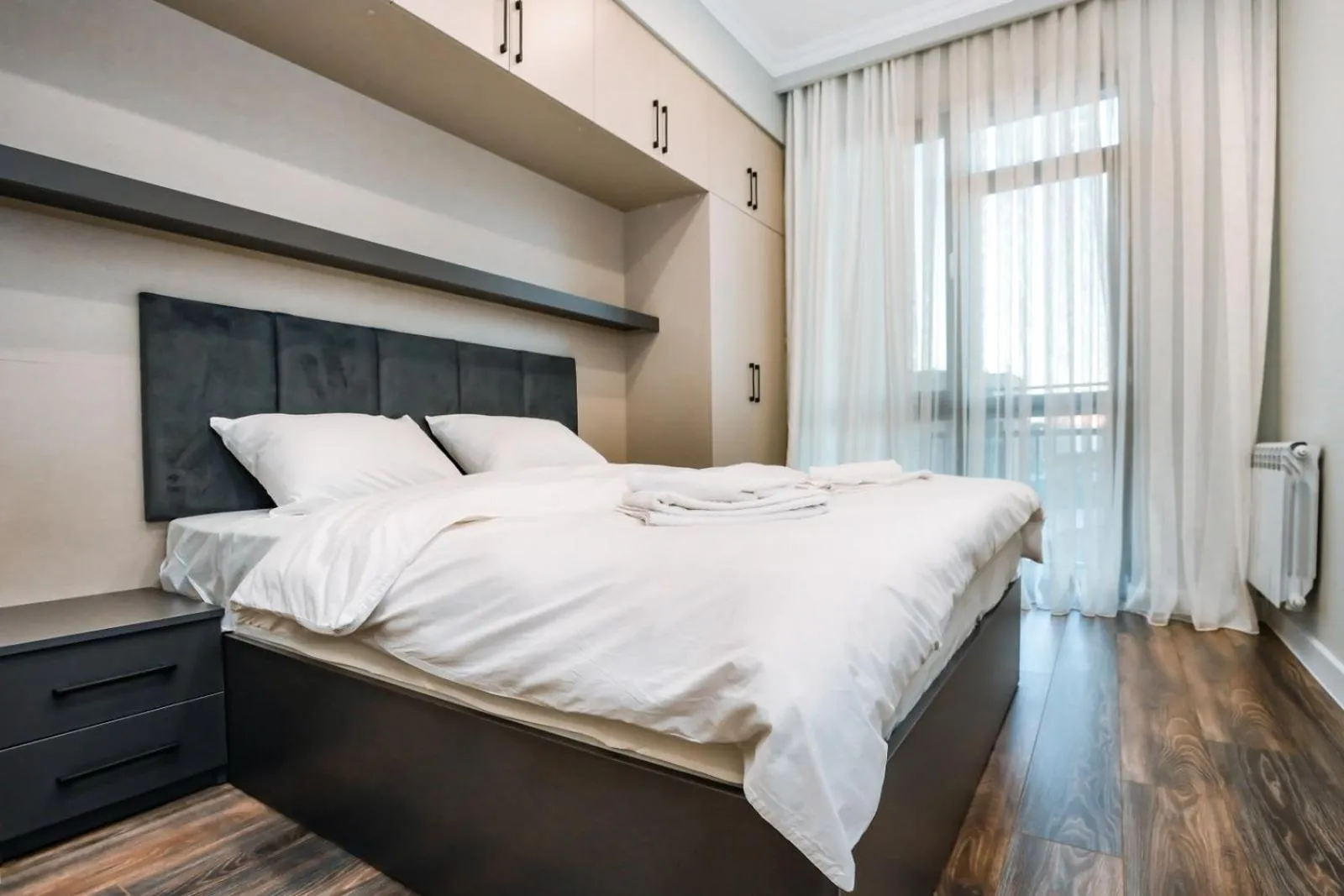 Bed in Apart-hotel on Koghbatsi 16