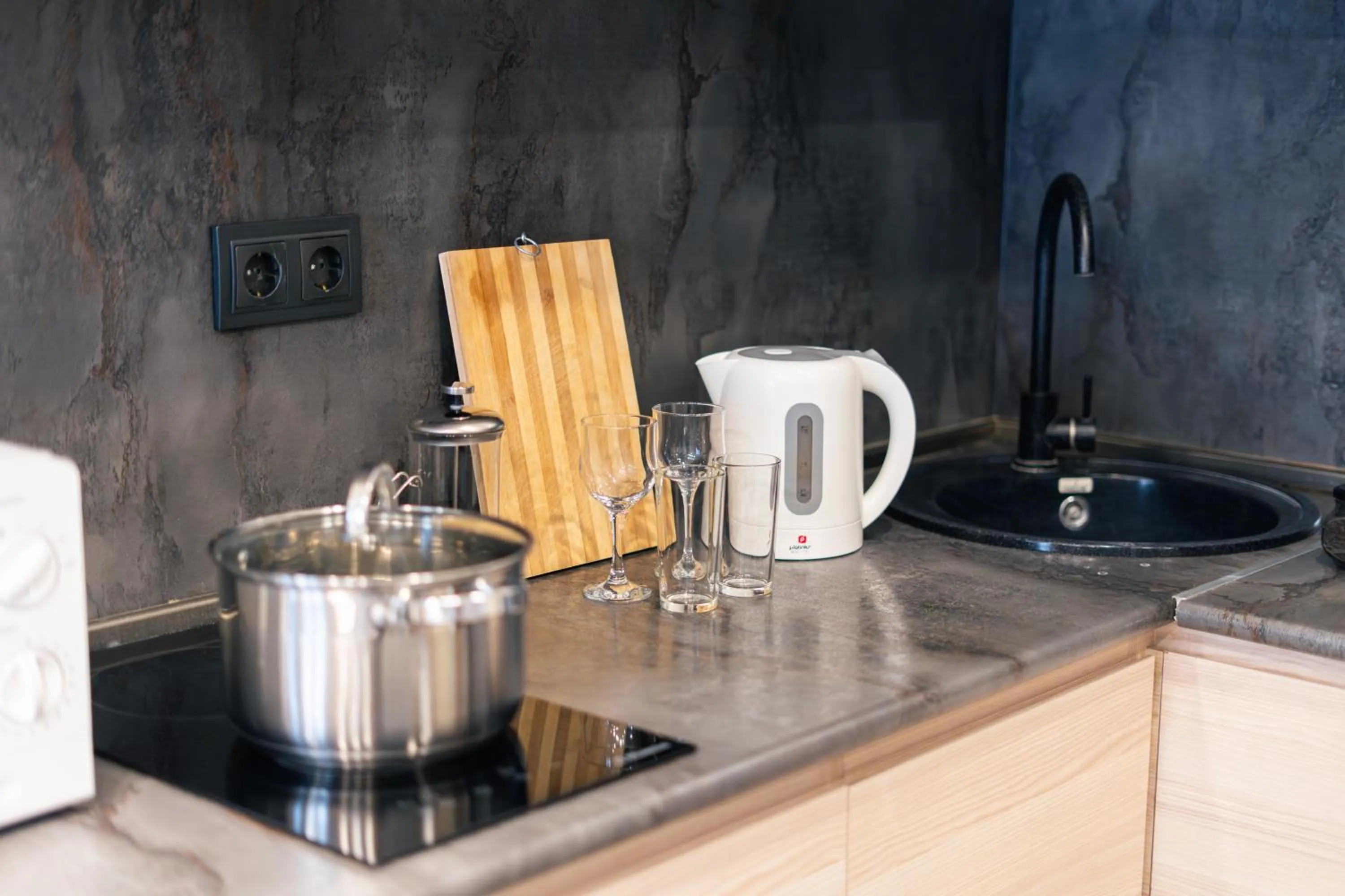 Kitchen or kitchenette in Apart-hotel on Koghbatsi 16