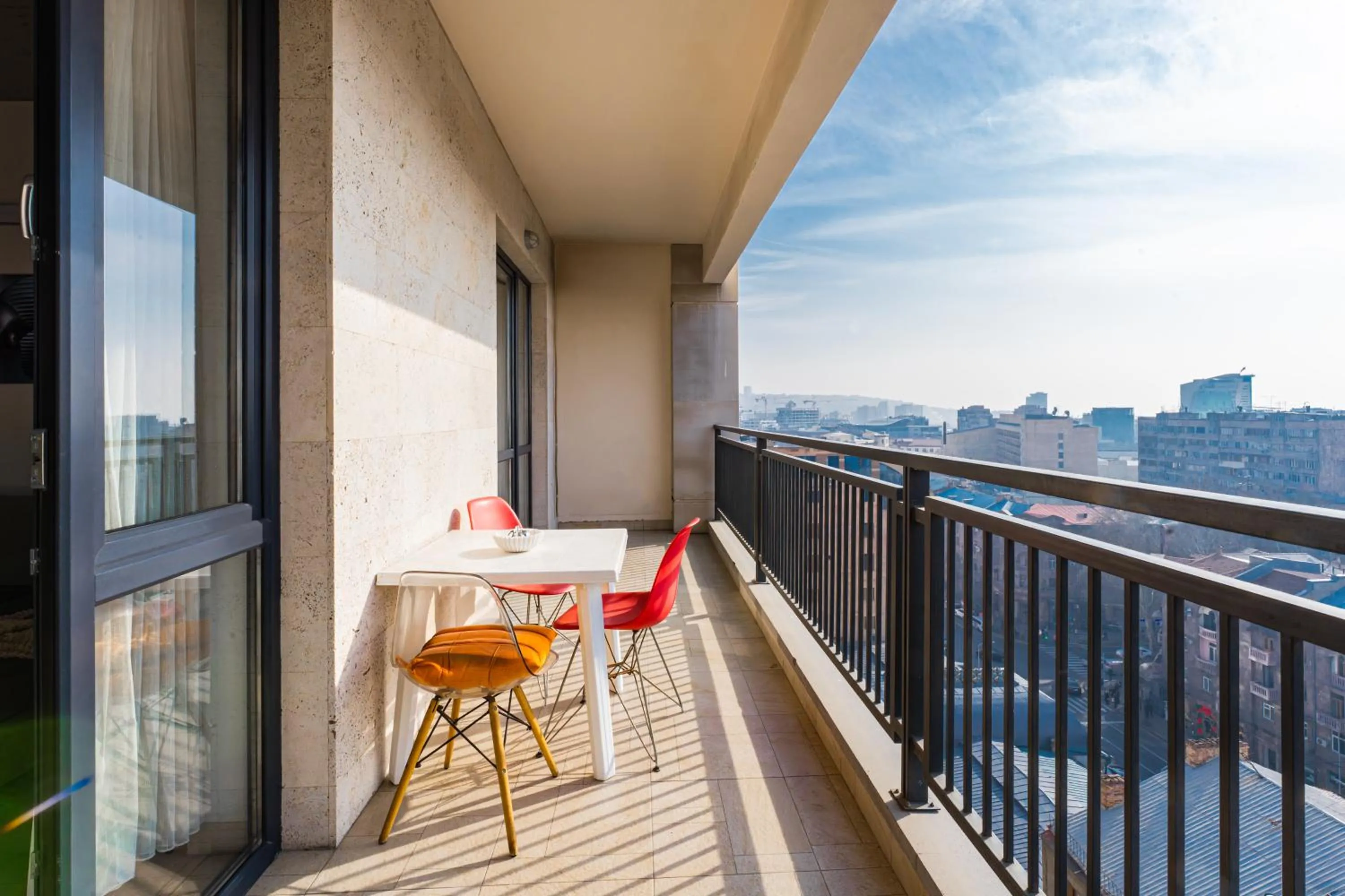 Balcony/Terrace in Apart-hotel on Koghbatsi 16