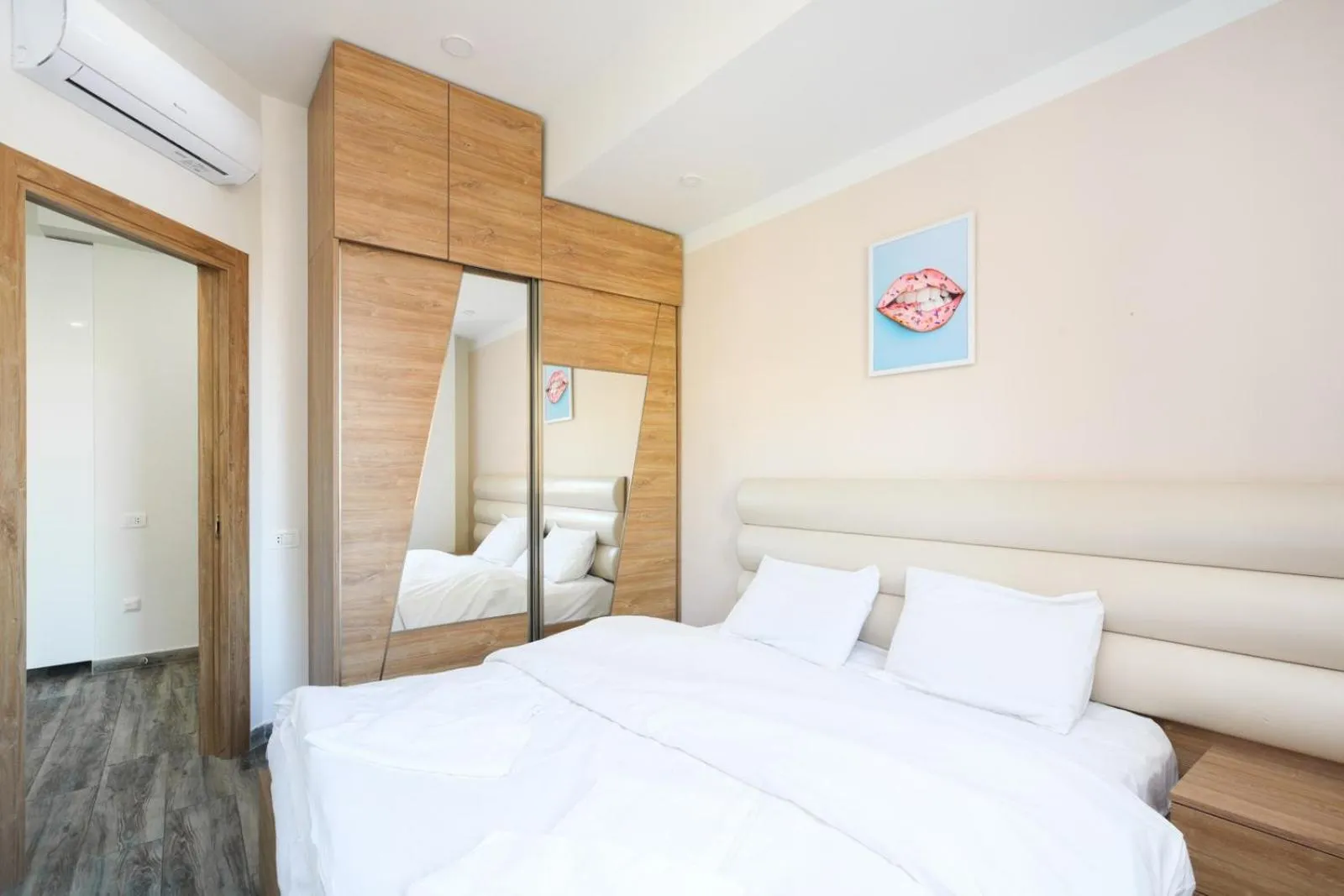 Bed in Apart-hotel on Koghbatsi 16