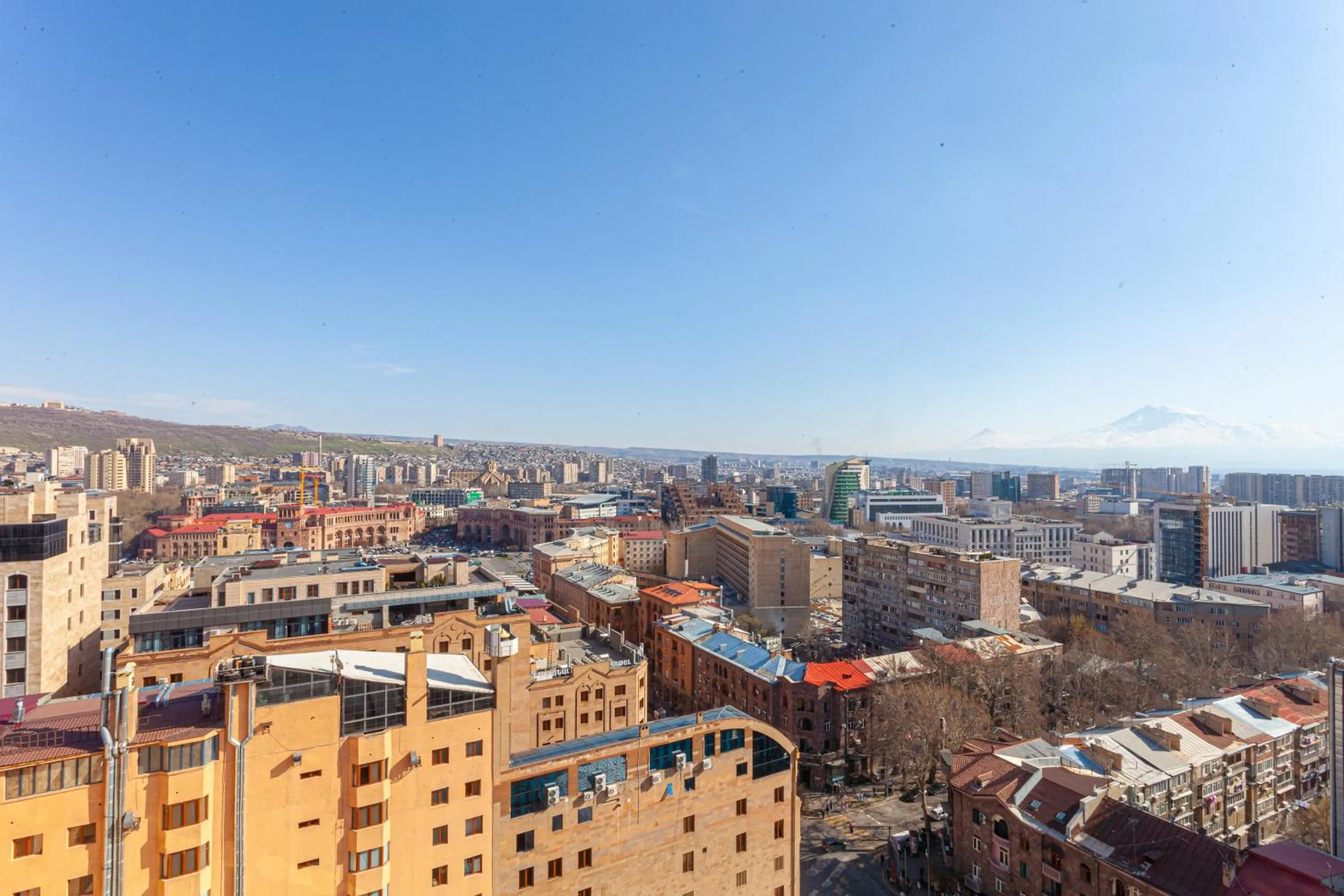 City view in Apart-hotel on Koghbatsi 16