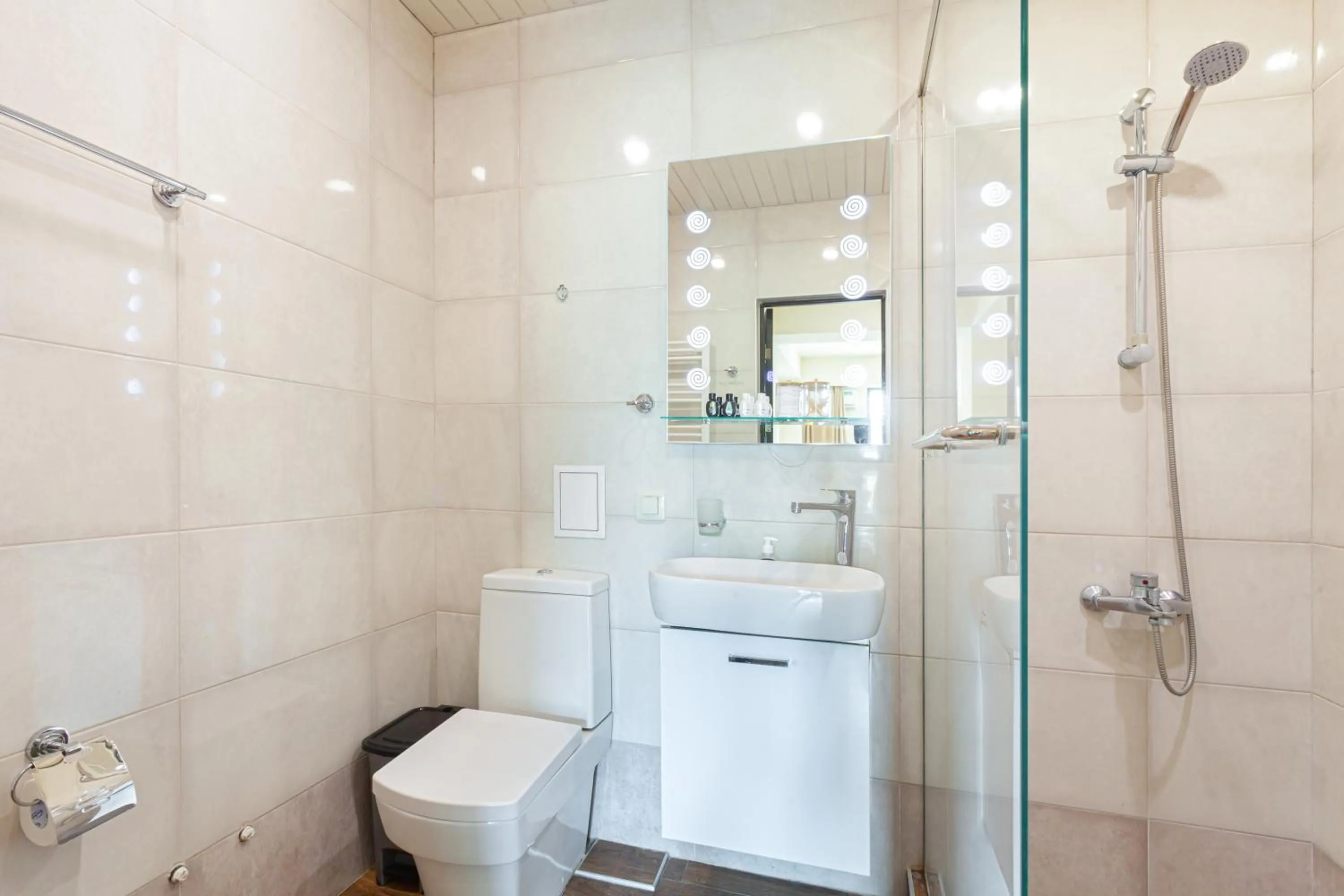 Bathroom in Apart-hotel on Koghbatsi 16