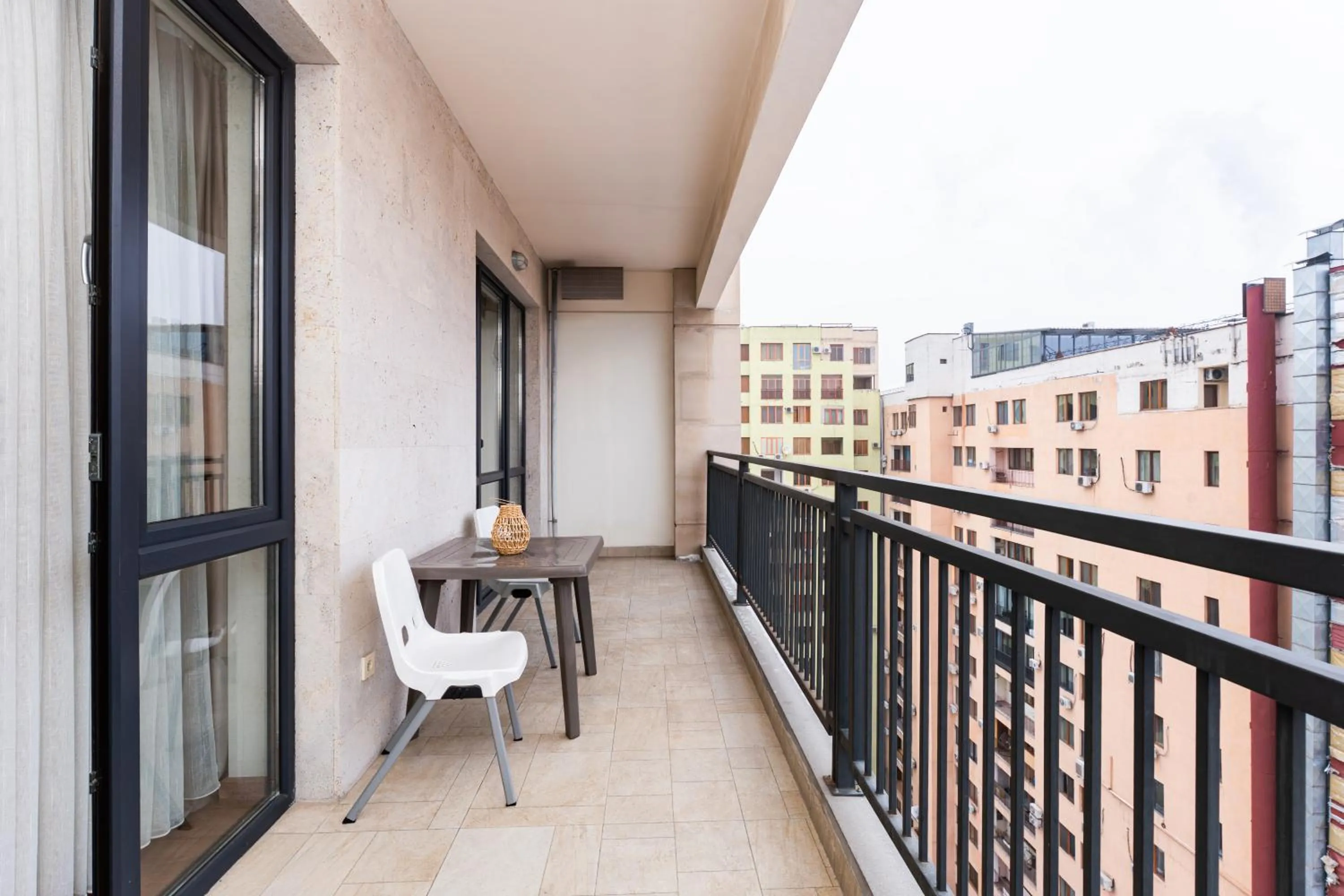 Balcony/Terrace in Apart-hotel on Koghbatsi 16