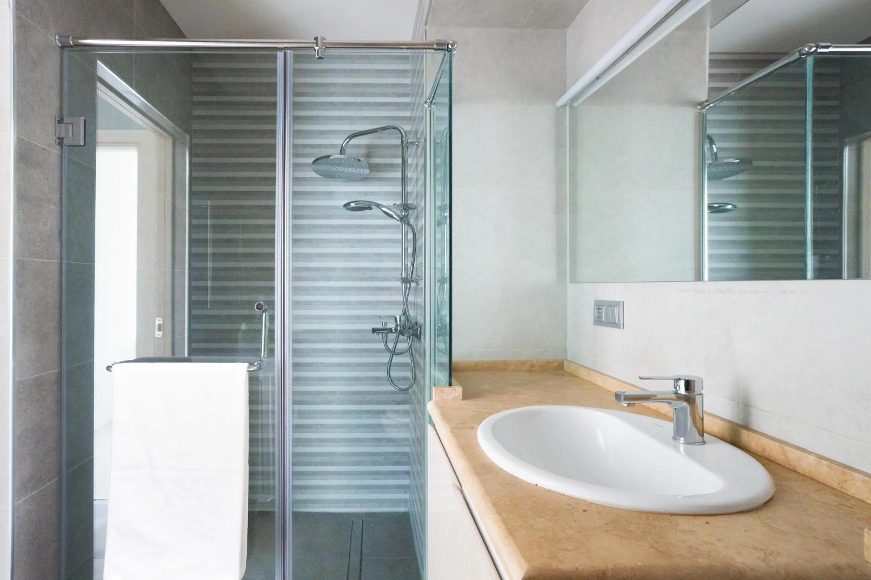 Bathroom in Apart-hotel on Koghbatsi 16