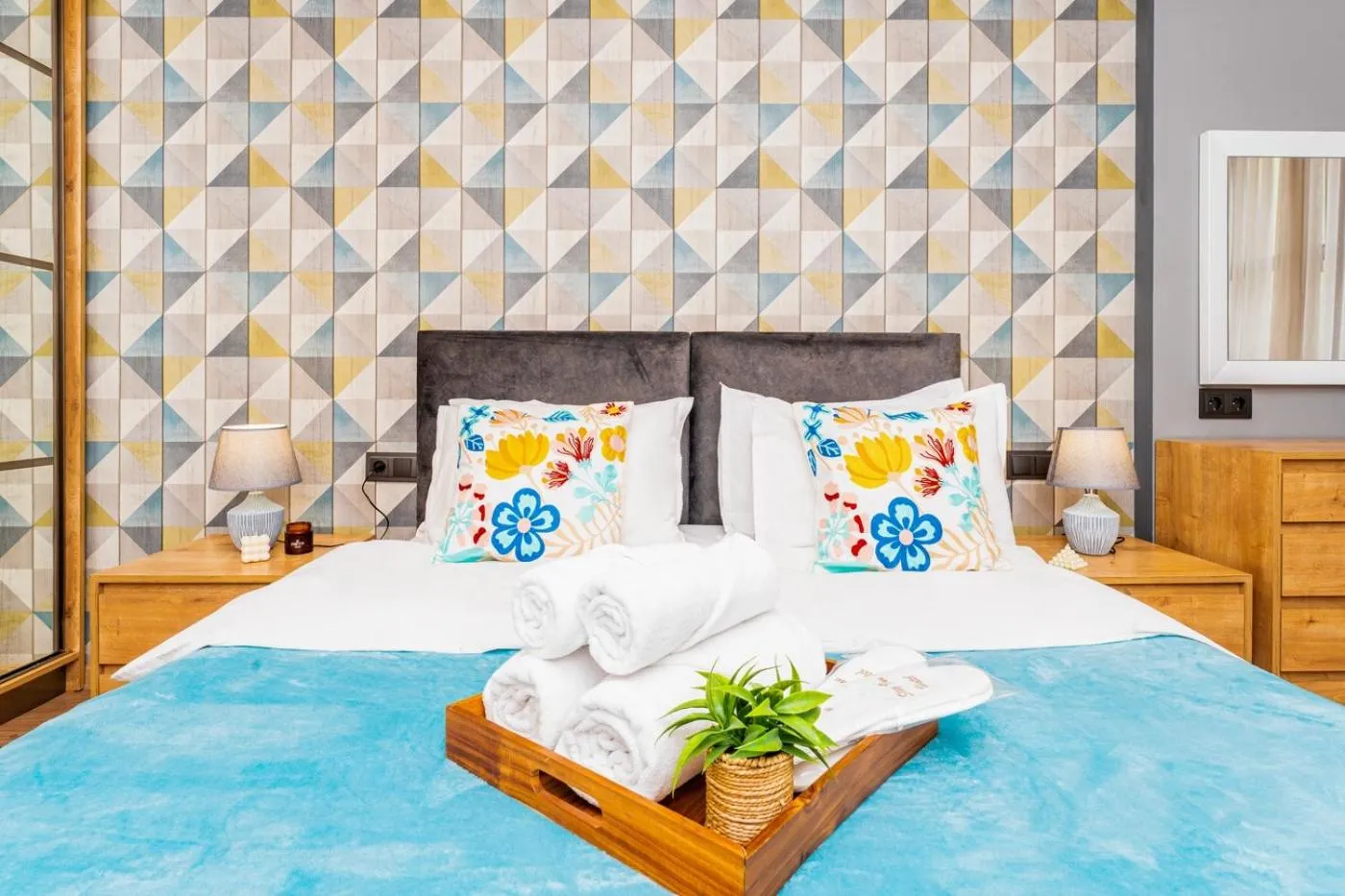 Bedroom, Bed in Apart-hotel on Koghbatsi 16