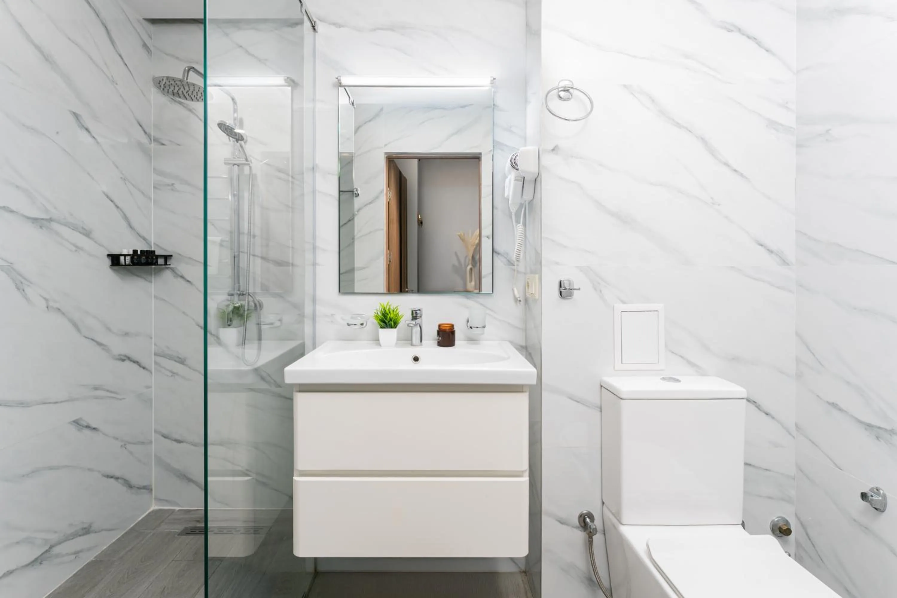 Shower in Apart-hotel on Koghbatsi 16