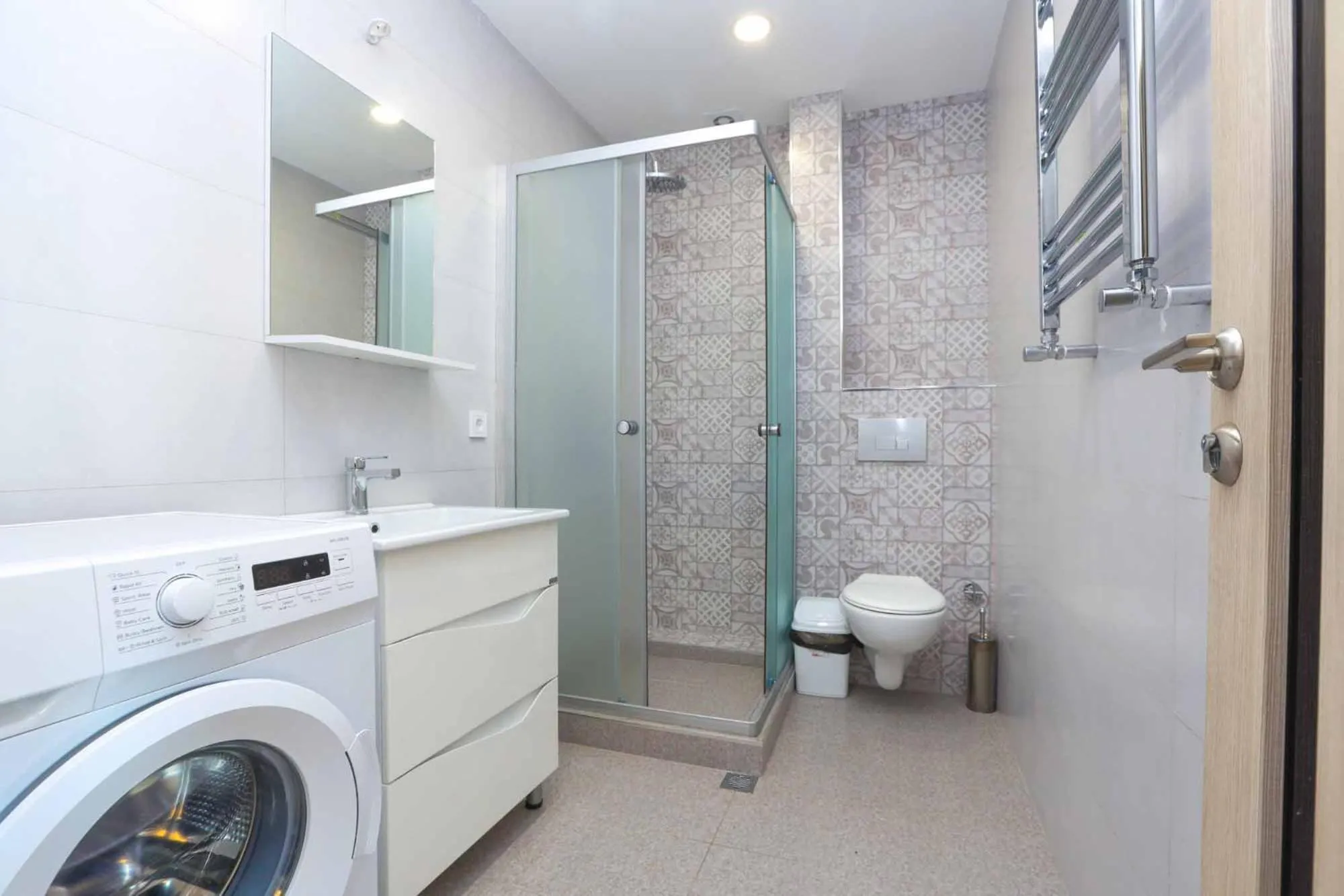 Shower in Apart-hotel on Koghbatsi 16