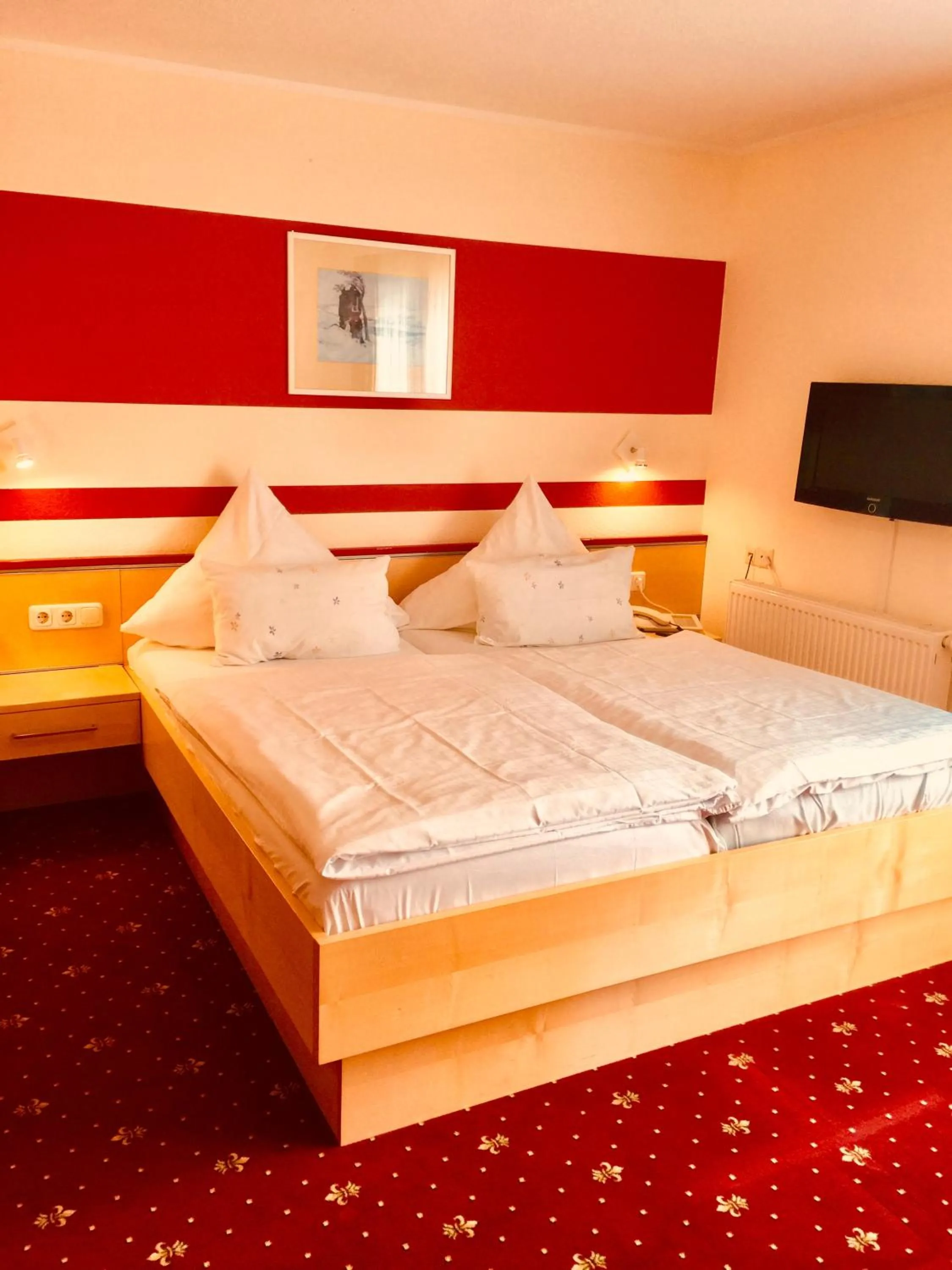 Bedroom, Bed in Landhotel am Wenzelbach
