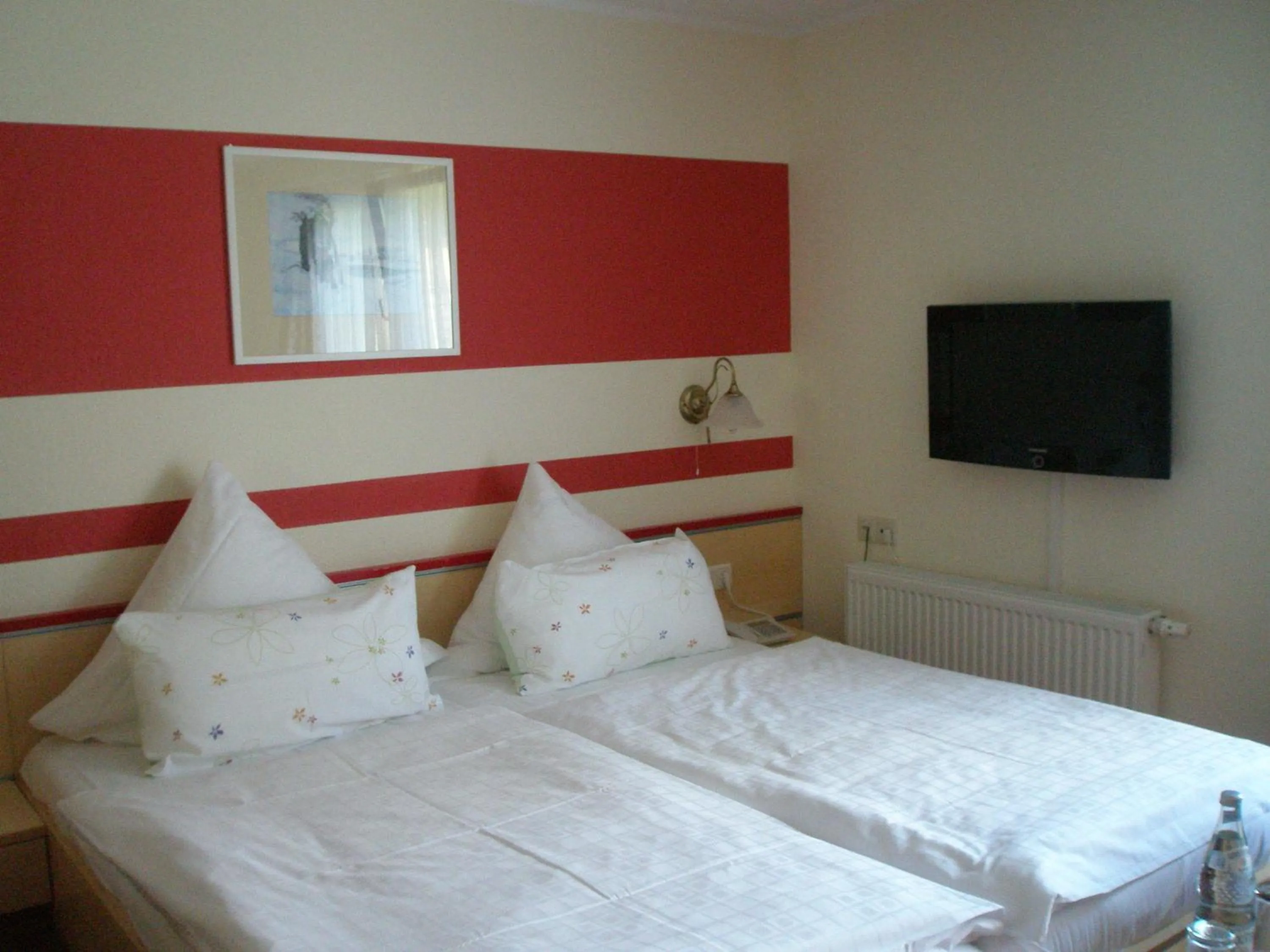 Photo of the whole room, Bed in Landhotel am Wenzelbach