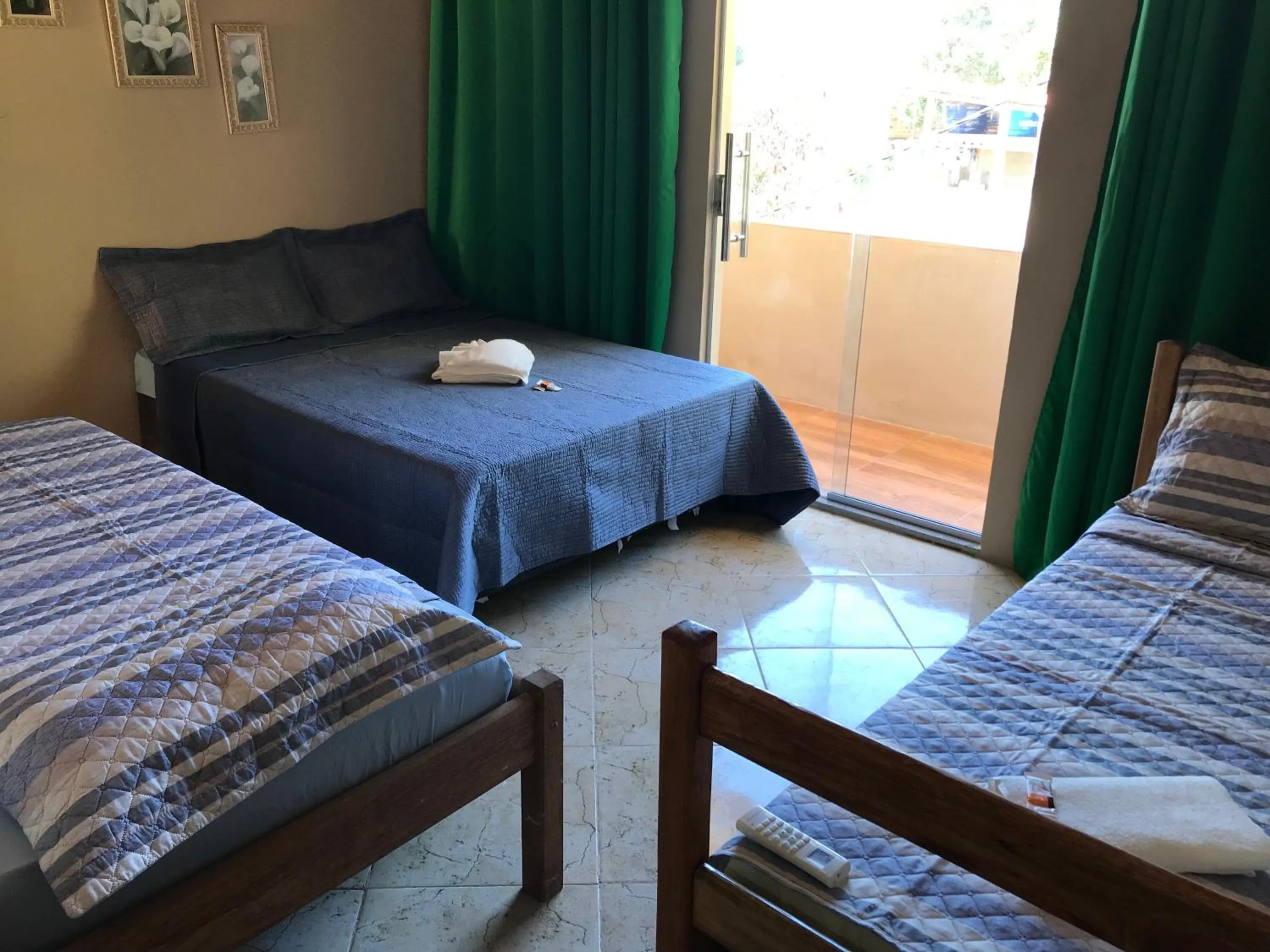 Photo of the whole room, Bed in Pousada Floripes