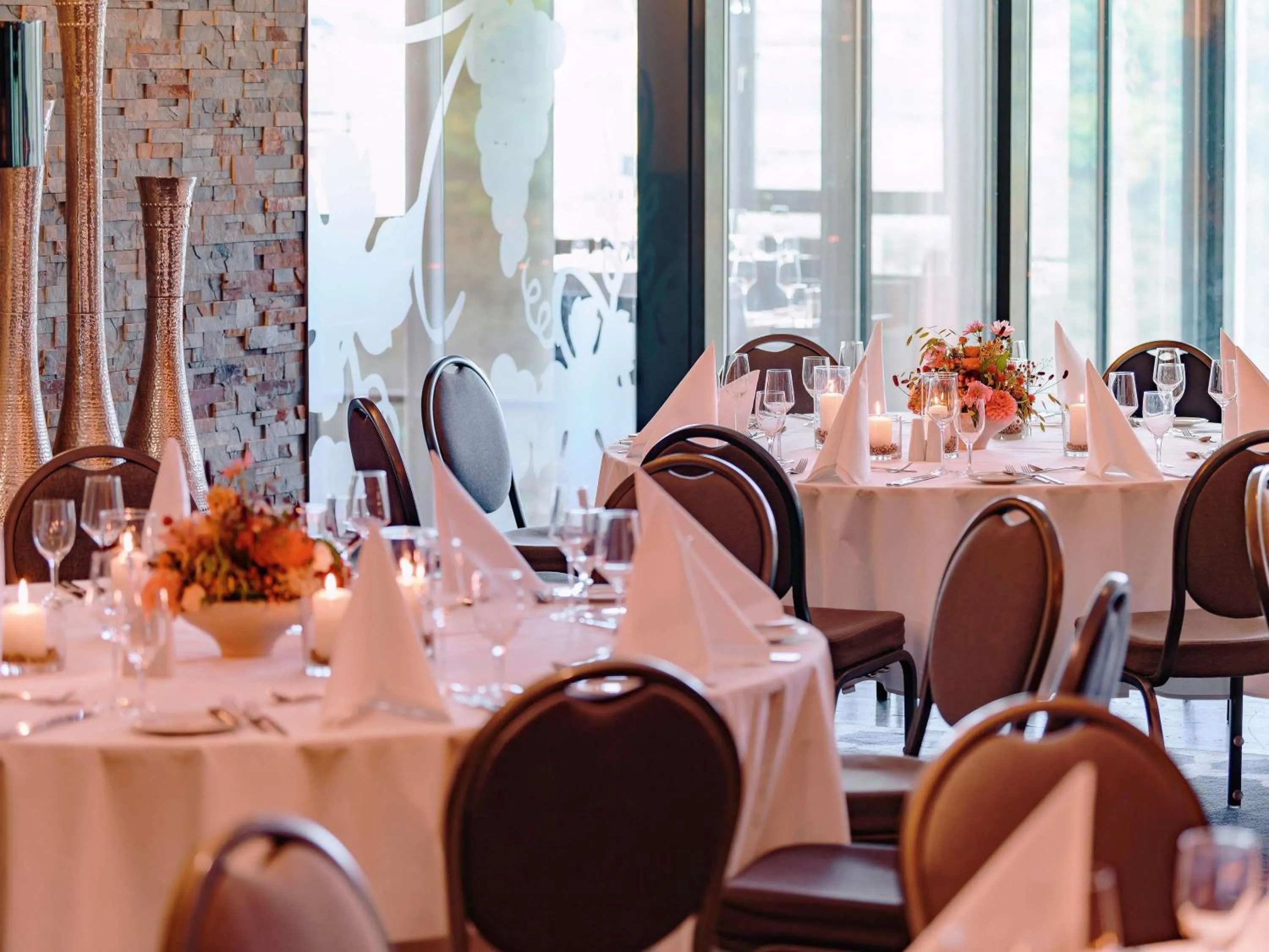 Restaurant/places to eat in Mövenpick Hotel Stuttgart Airport