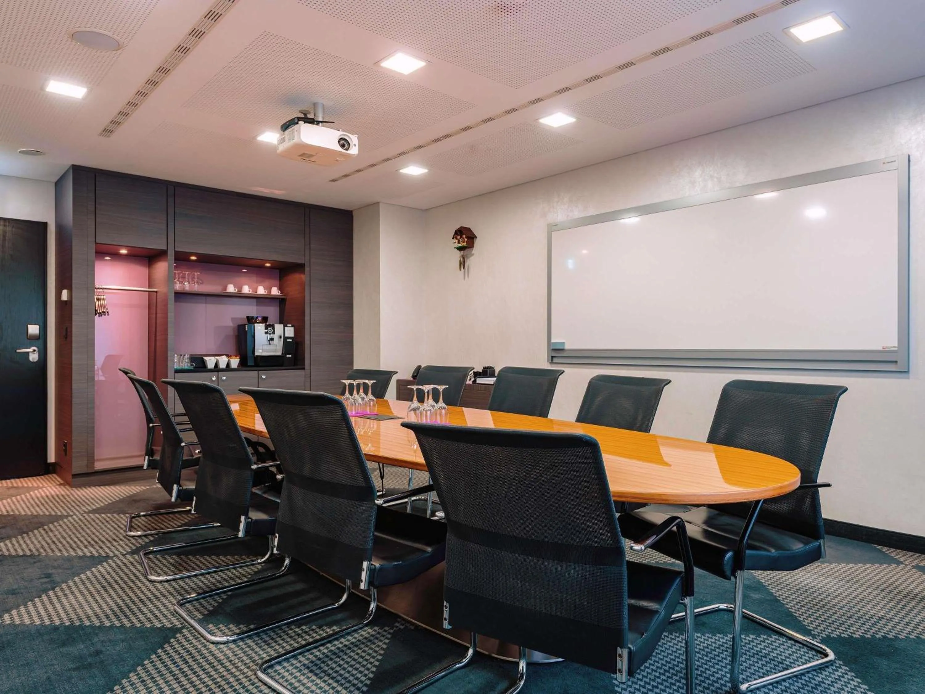 Meeting/conference room in Mövenpick Hotel Stuttgart Airport