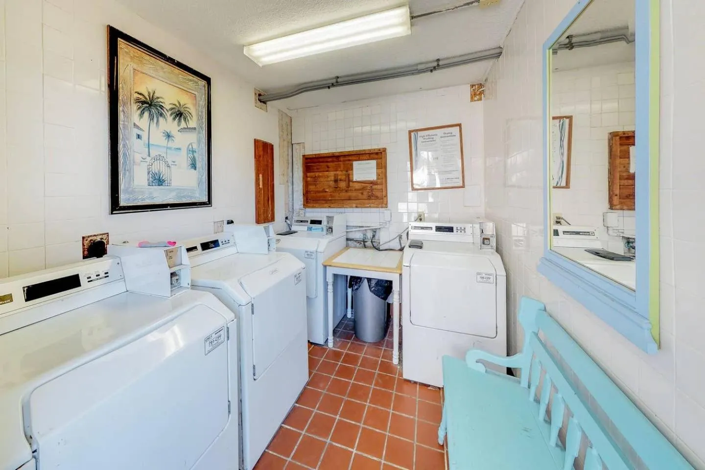 Property building in Daytona Inn Studios