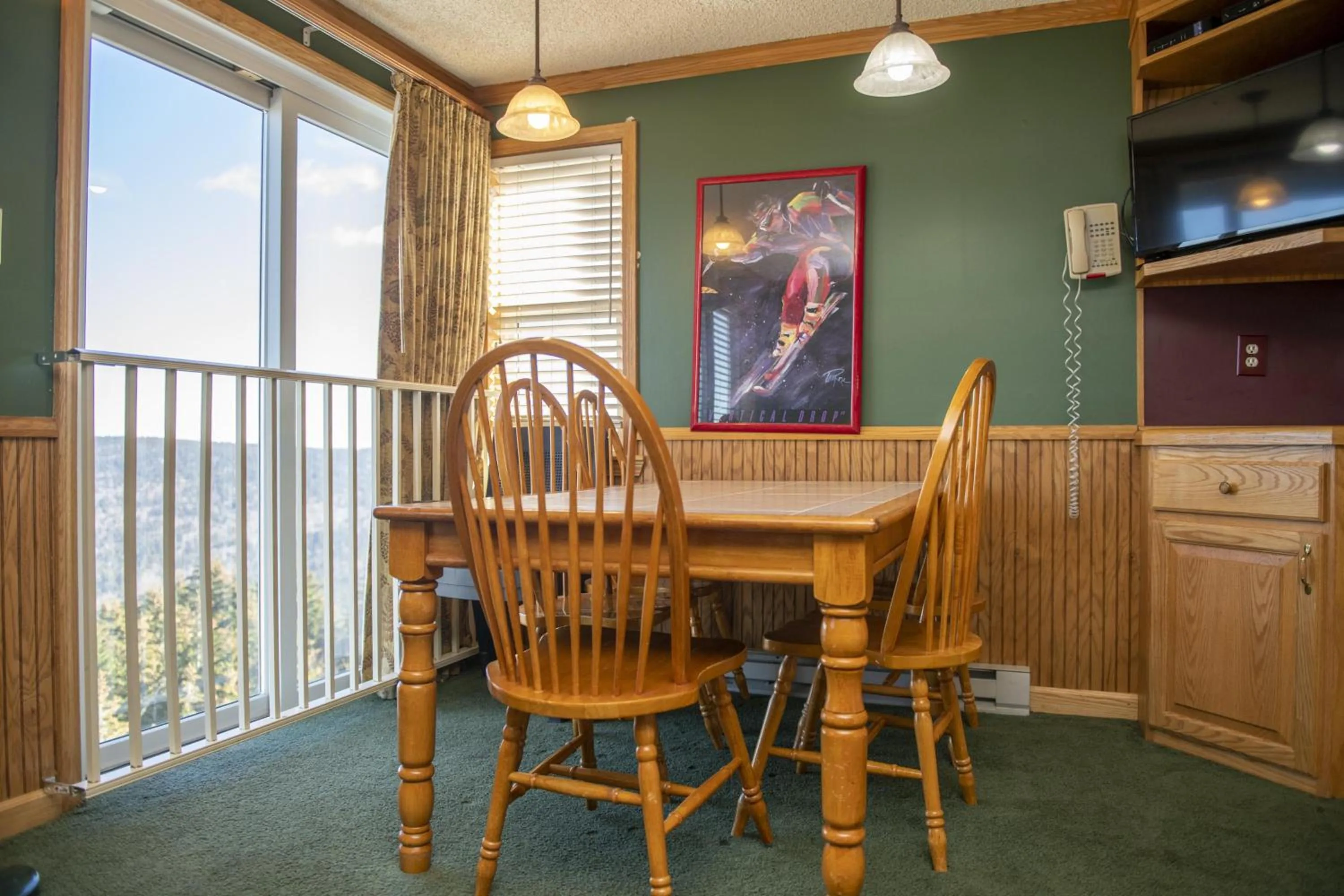 Property building in Stroll to Slopes, Village Area, Ski in-out MtLodge 294