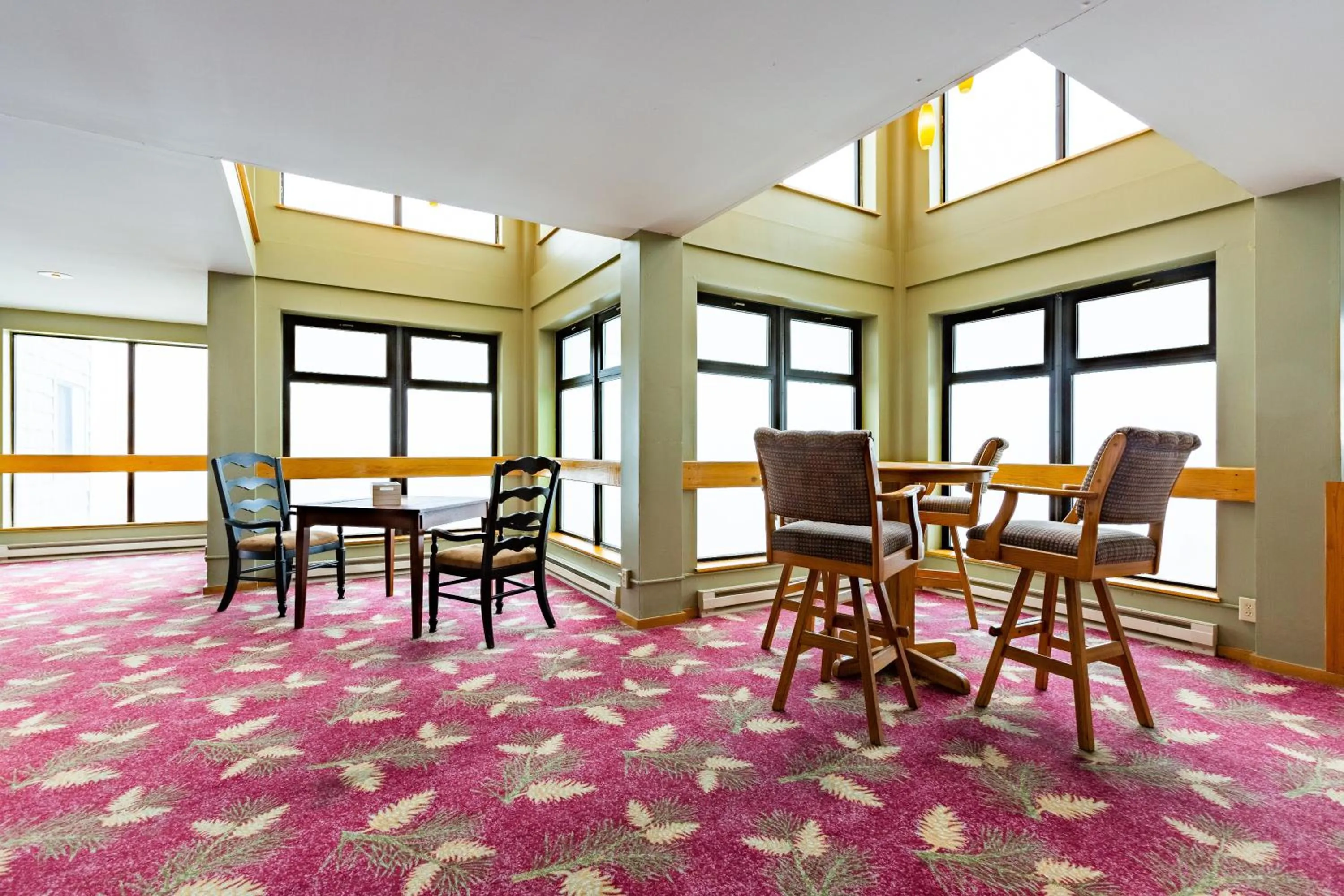 Property building in Stroll to Slopes, Village Area, Ski in-out MtLodge 343