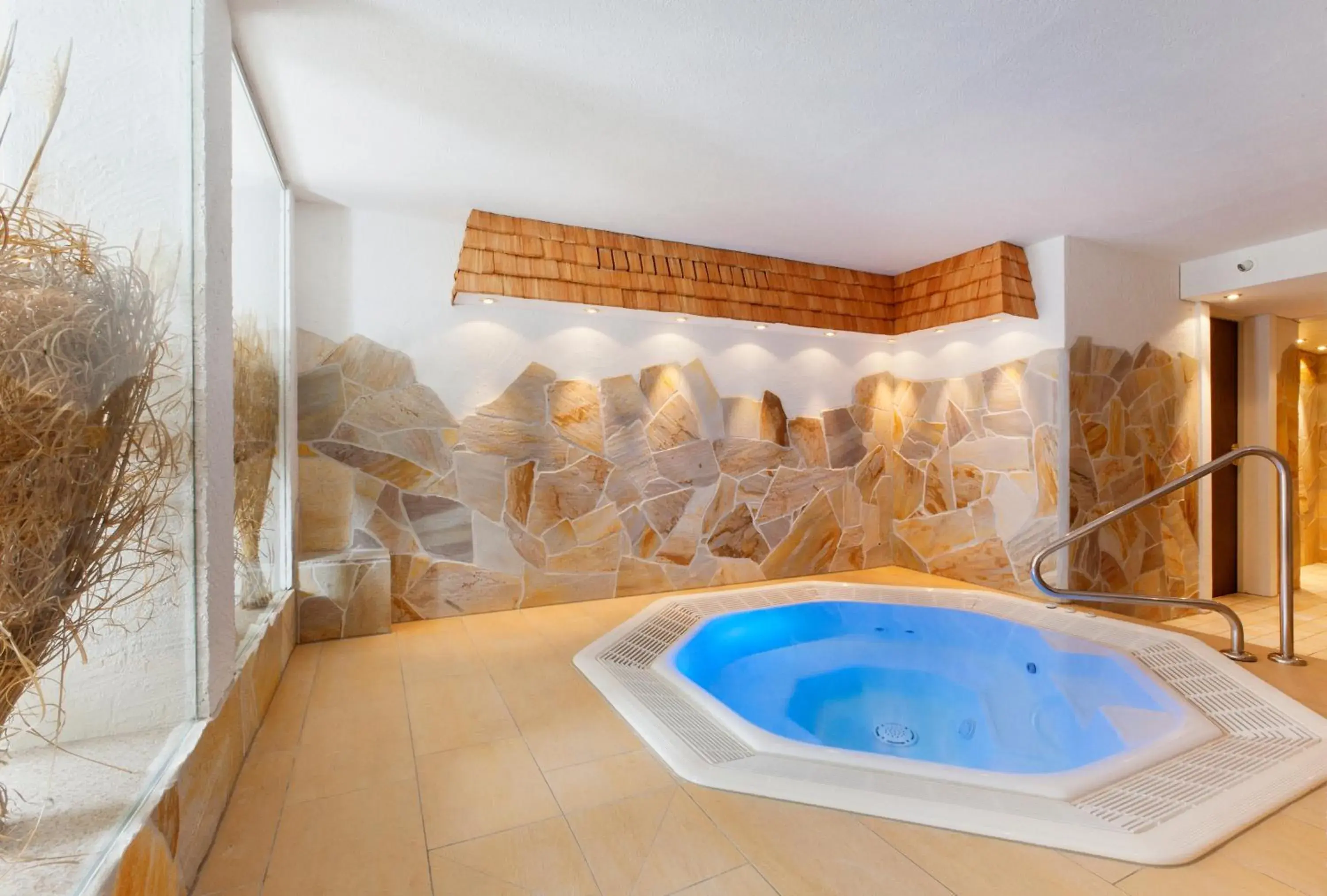 Hot Tub in Kneipp-Kurhotel Steinle